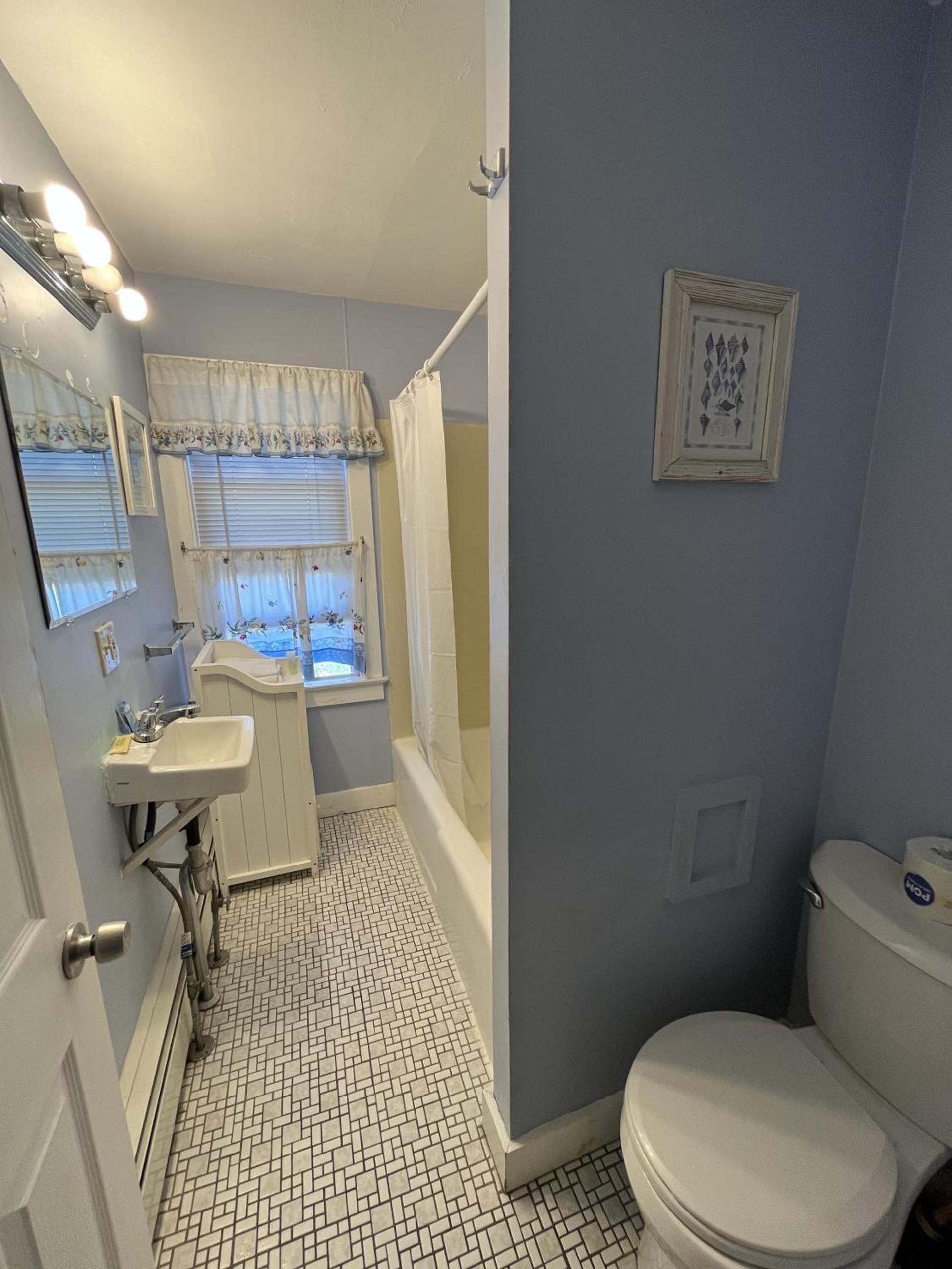 Beau Rivage Motel photo 44
