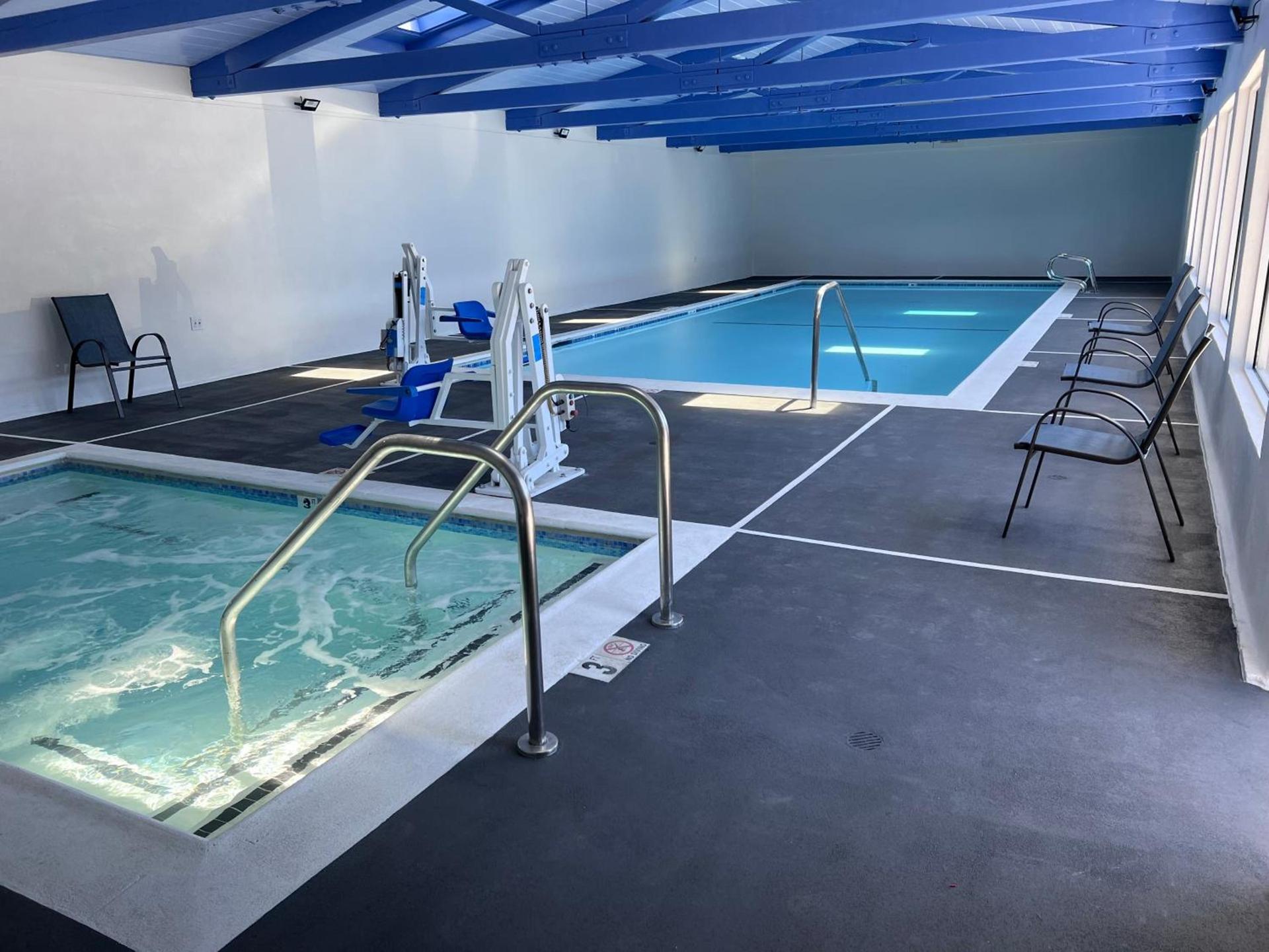 Surf City Inn & Suites photo 4