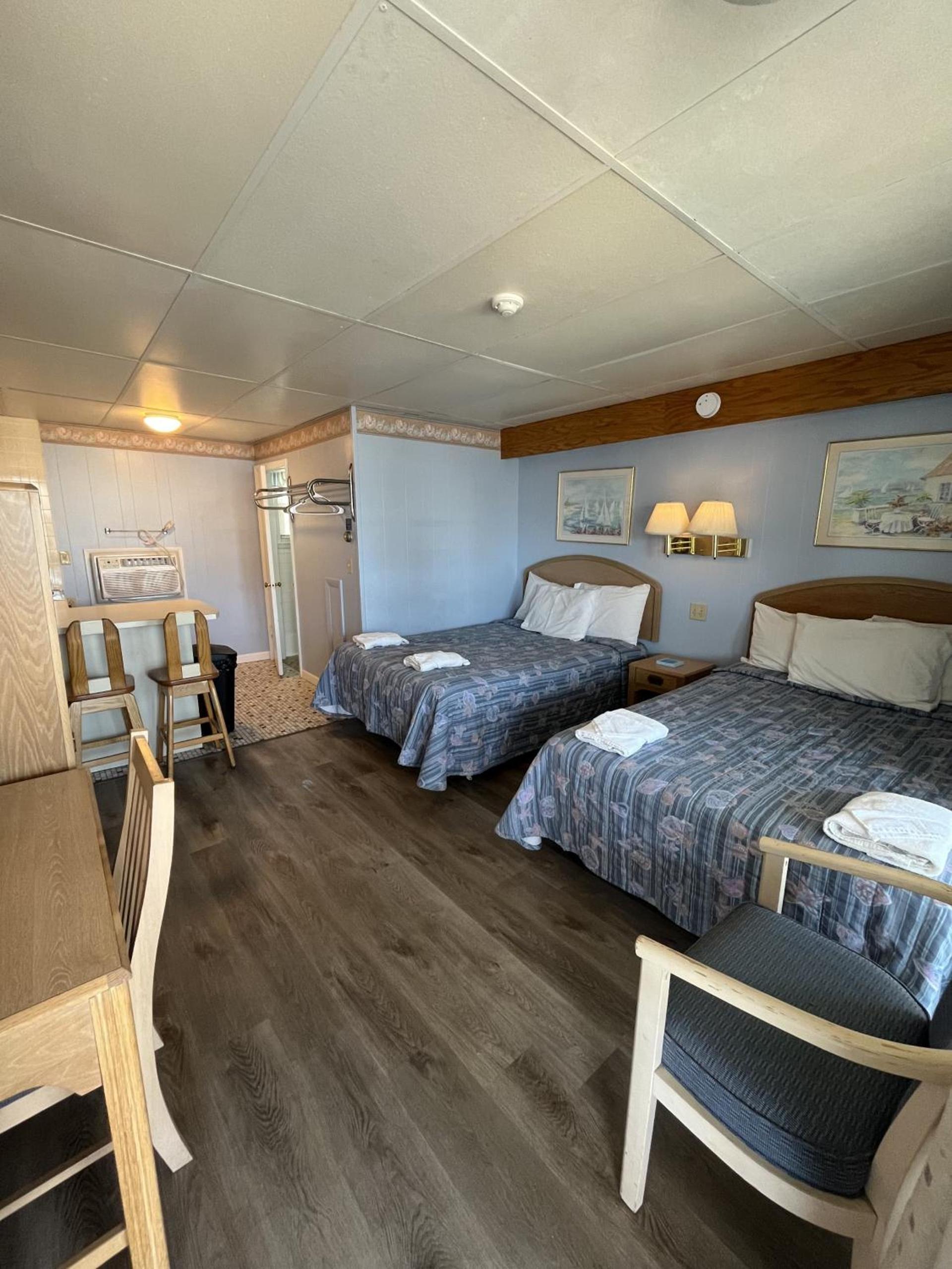 Beau Rivage Motel photo 18