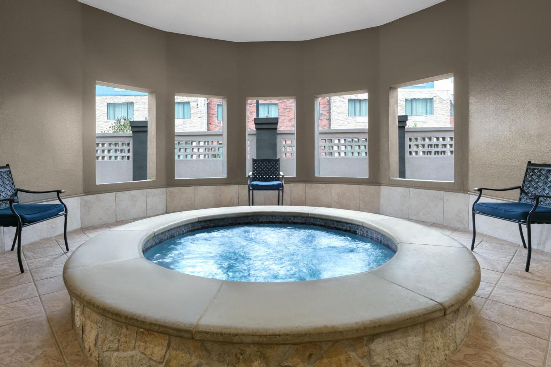 La Quinta by Wyndham Belton - Temple South photo 60