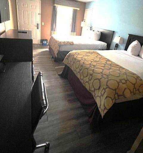 Baymont by Wyndham Gaffney photo 23