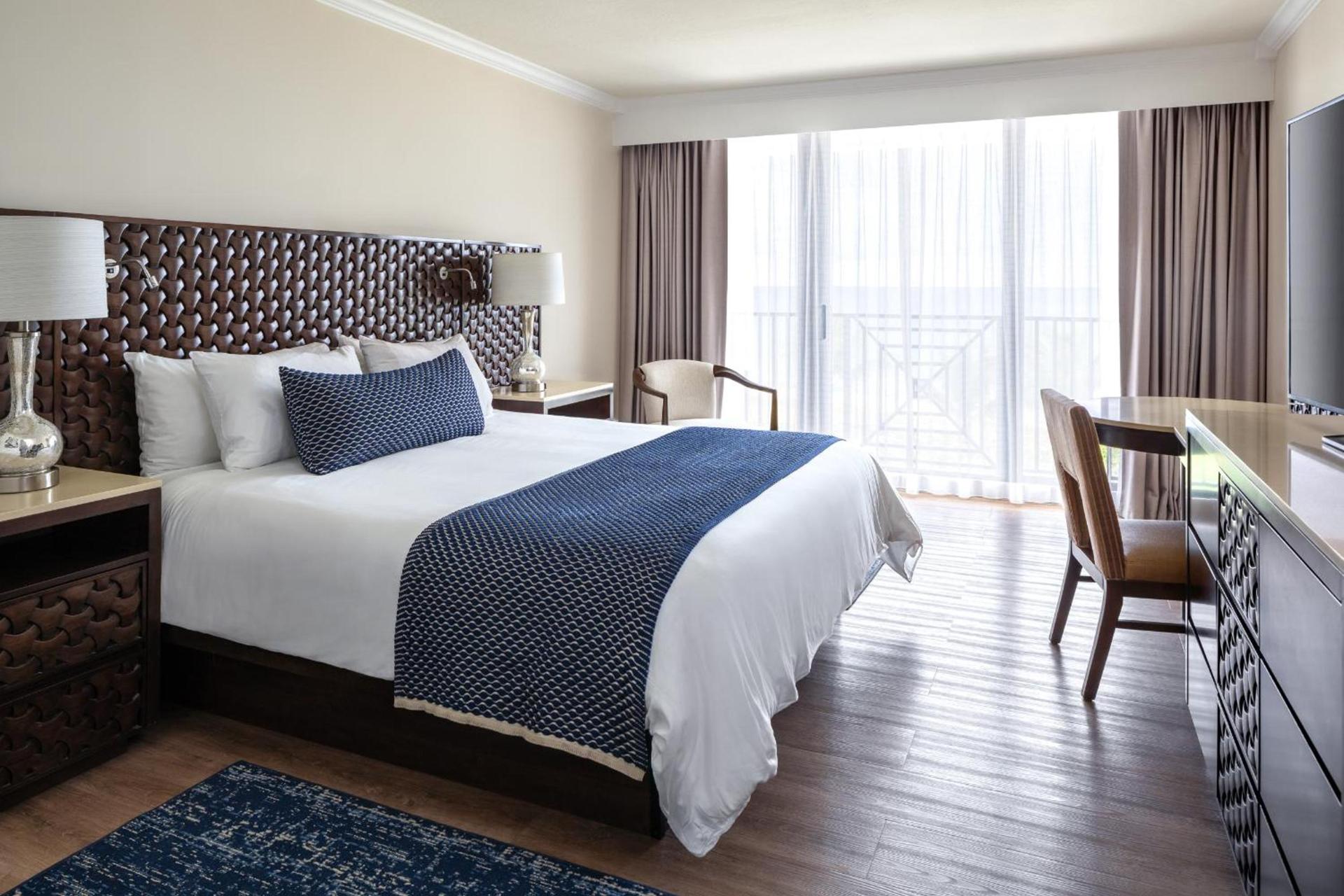 Opal Grand Oceanfront Resort & Spa photo 48