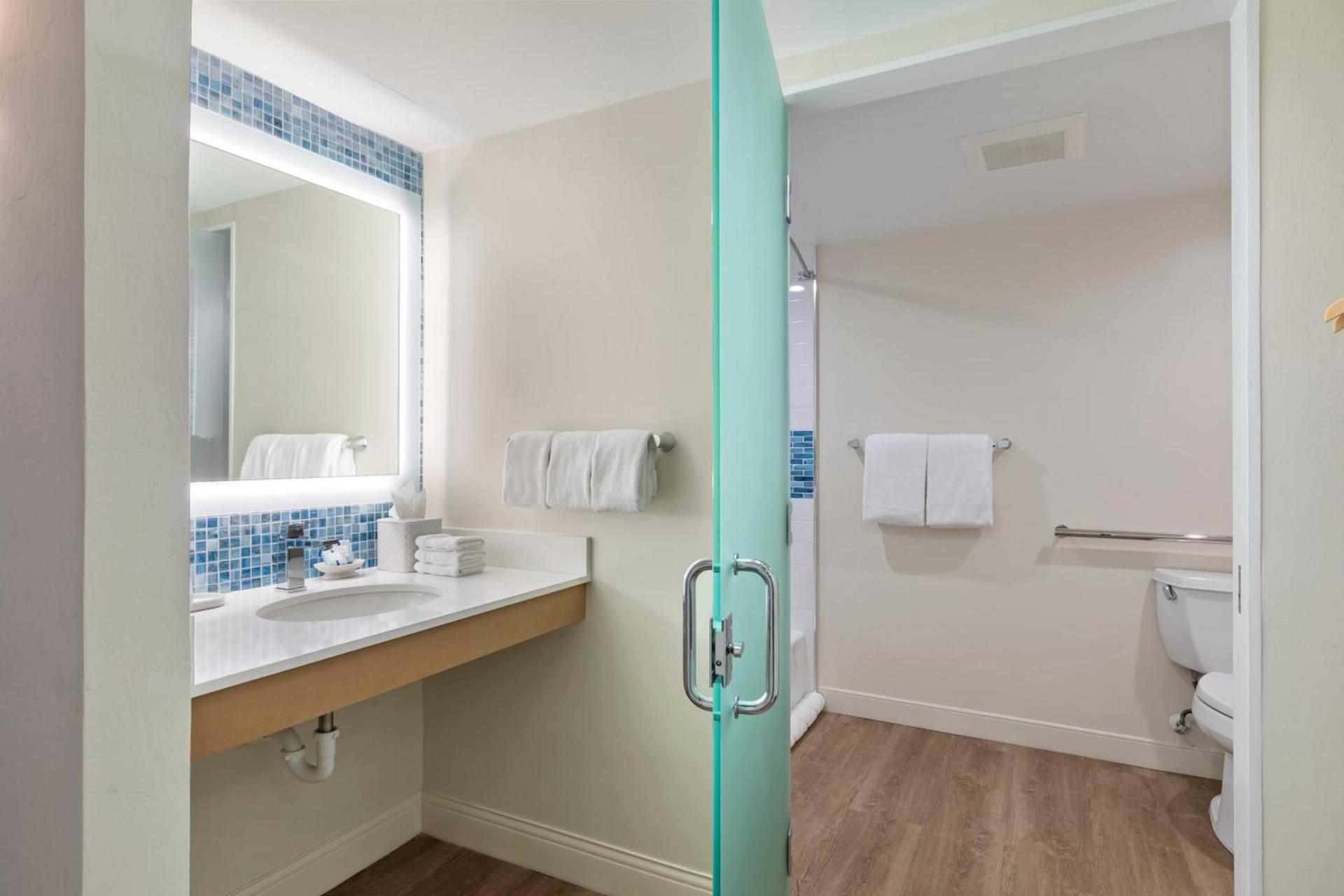 Opal Grand Oceanfront Resort & Spa photo 51