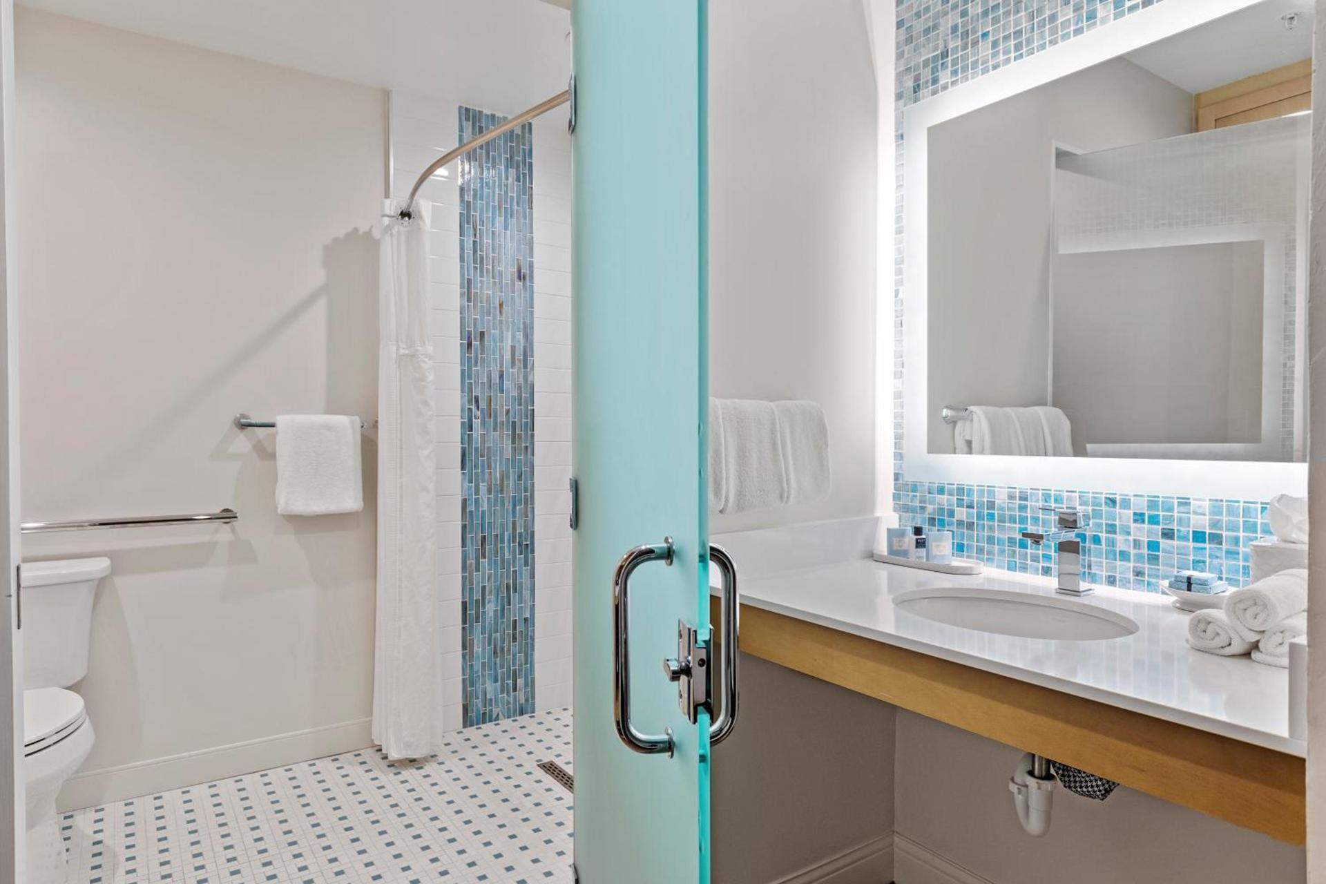 Opal Grand Oceanfront Resort & Spa photo 53