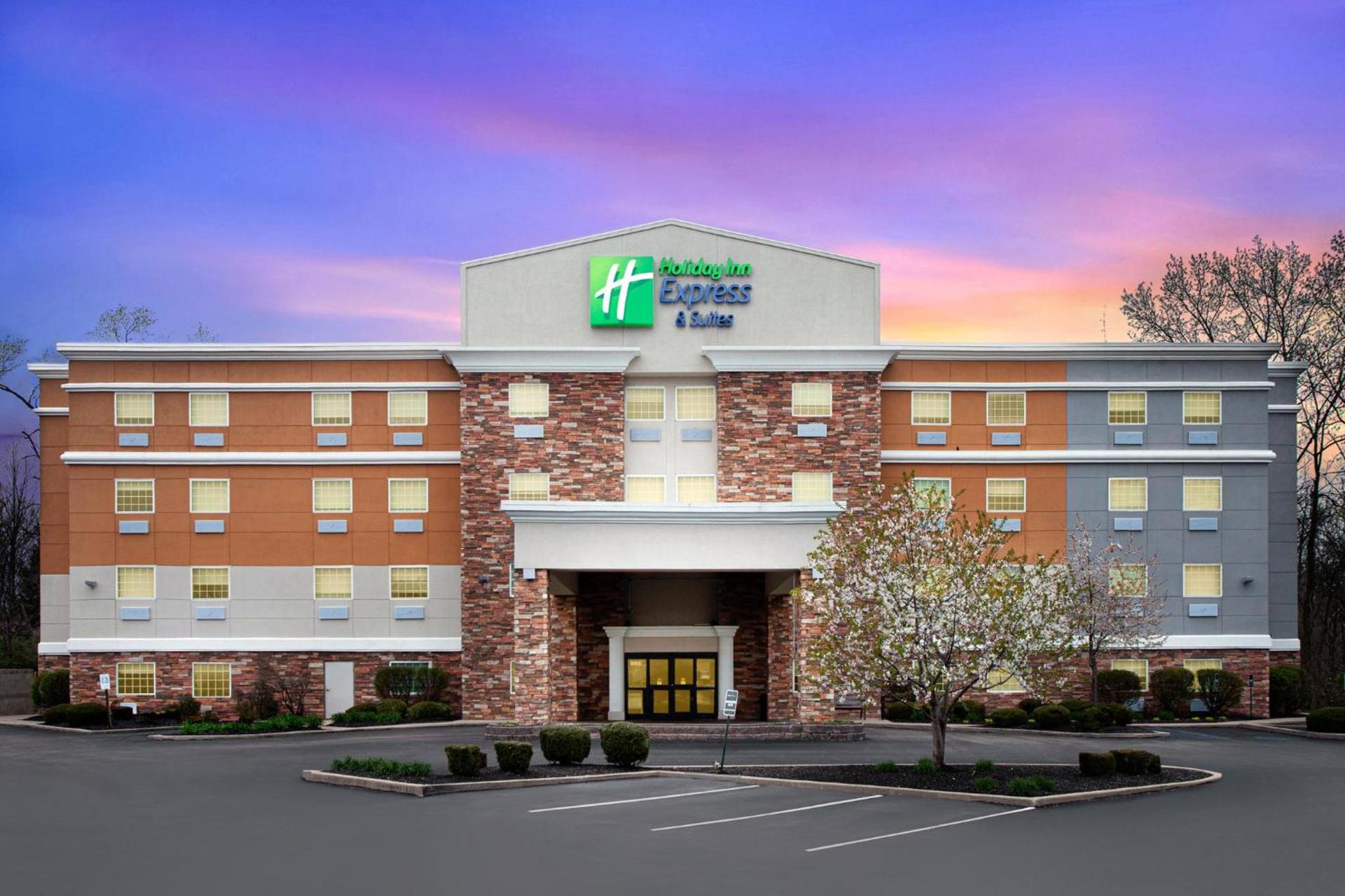 Holiday Inn Express & Suites Carmel North – Westfield by IHG — hotel in Carmel
