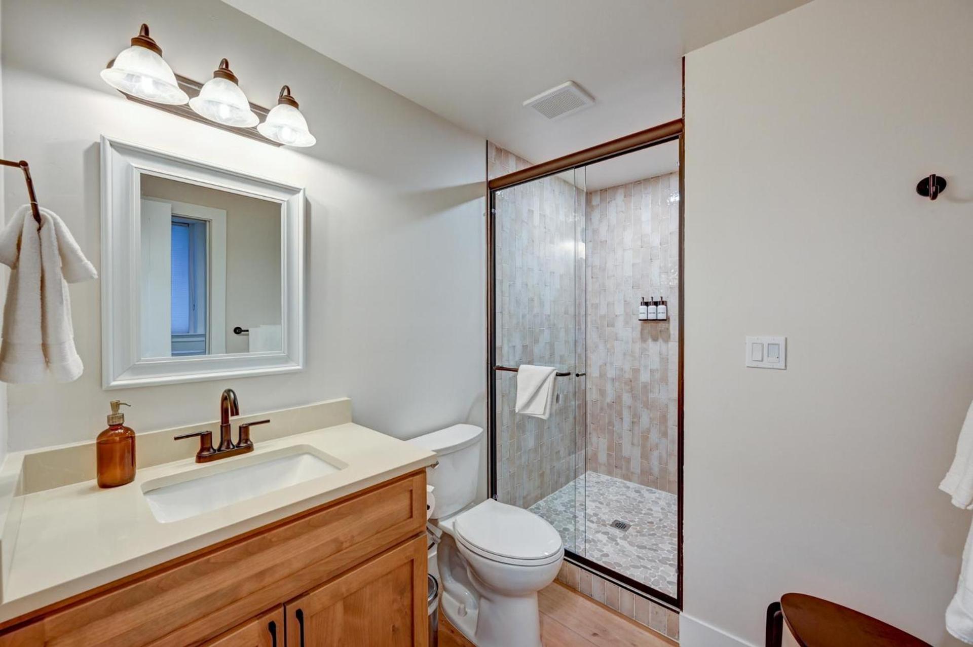 South Main Residences by Surf Hotel photo 2
