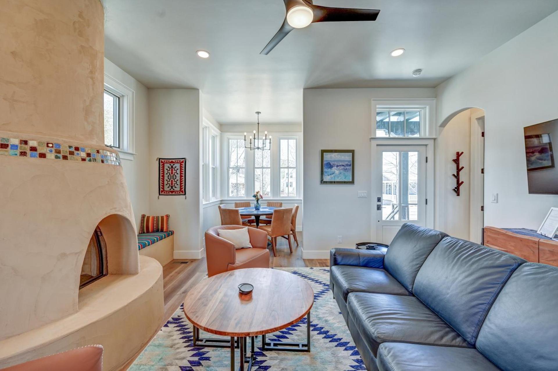 South Main Residences by Surf Hotel photo 94