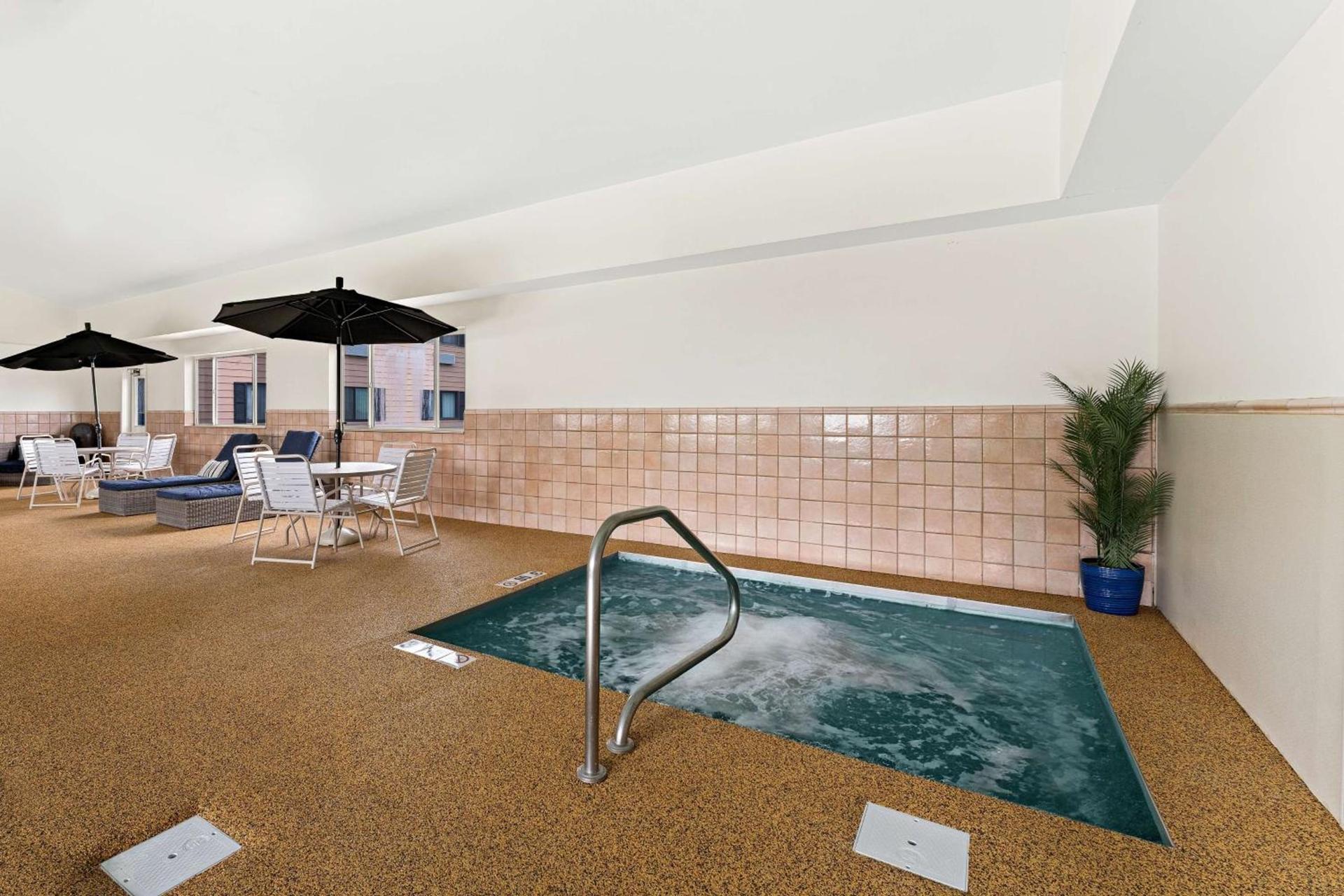 Best Western Vermillion Inn photo 8