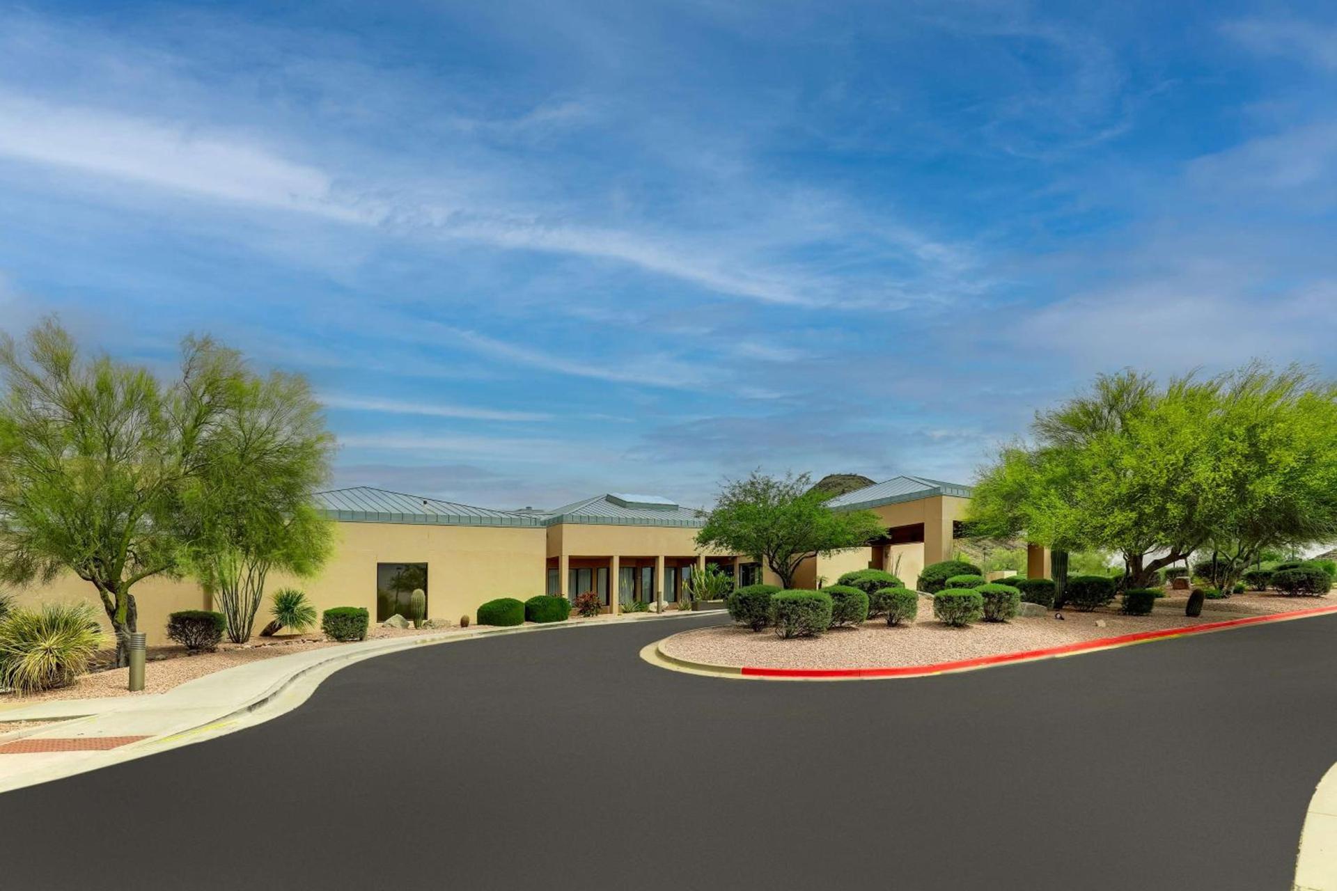 Sonesta Select Scottsdale at Mayo Clinic Campus photo 10