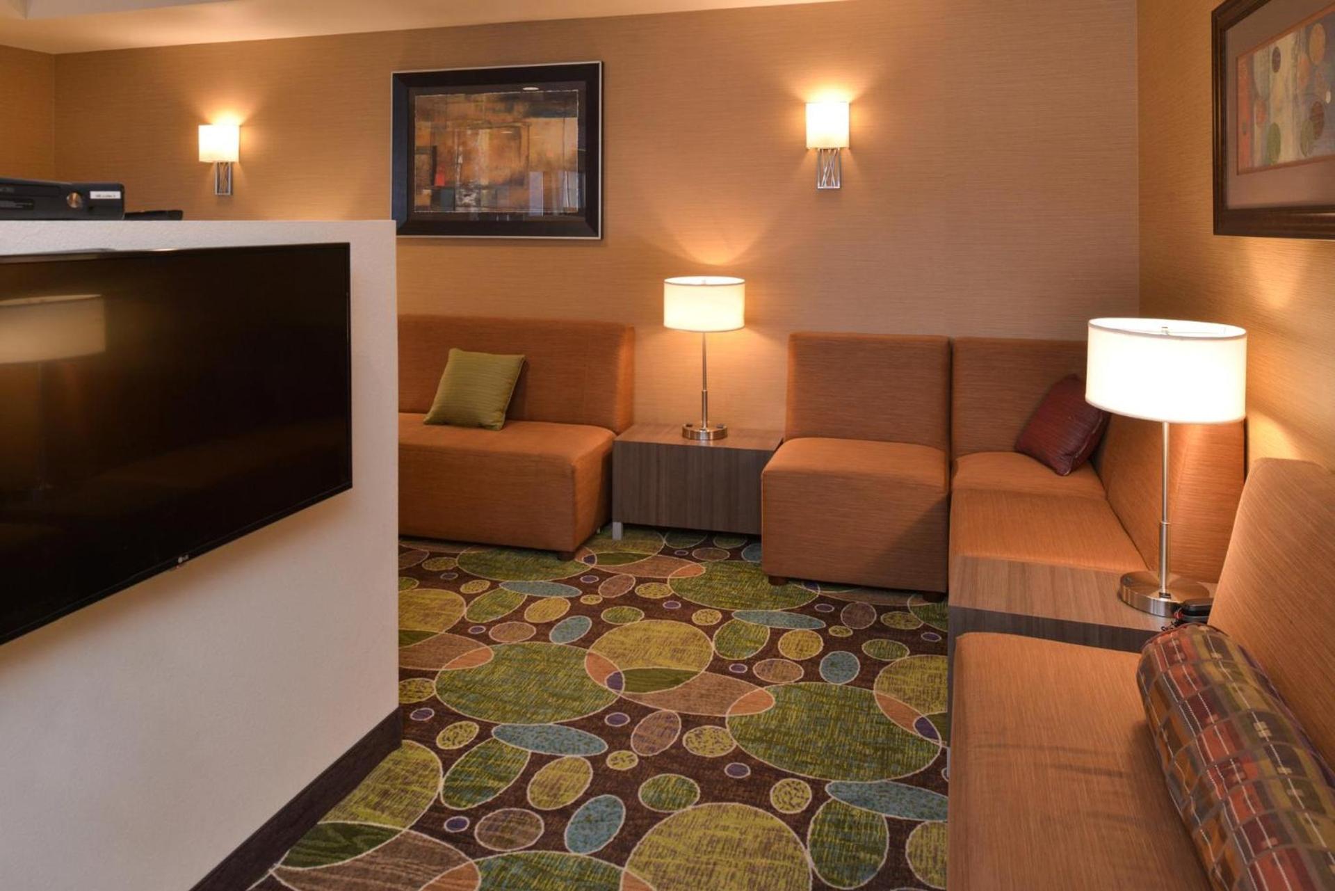 Holiday Inn Express Pocatello by IHG !UNDER RENOVATION! photo 19