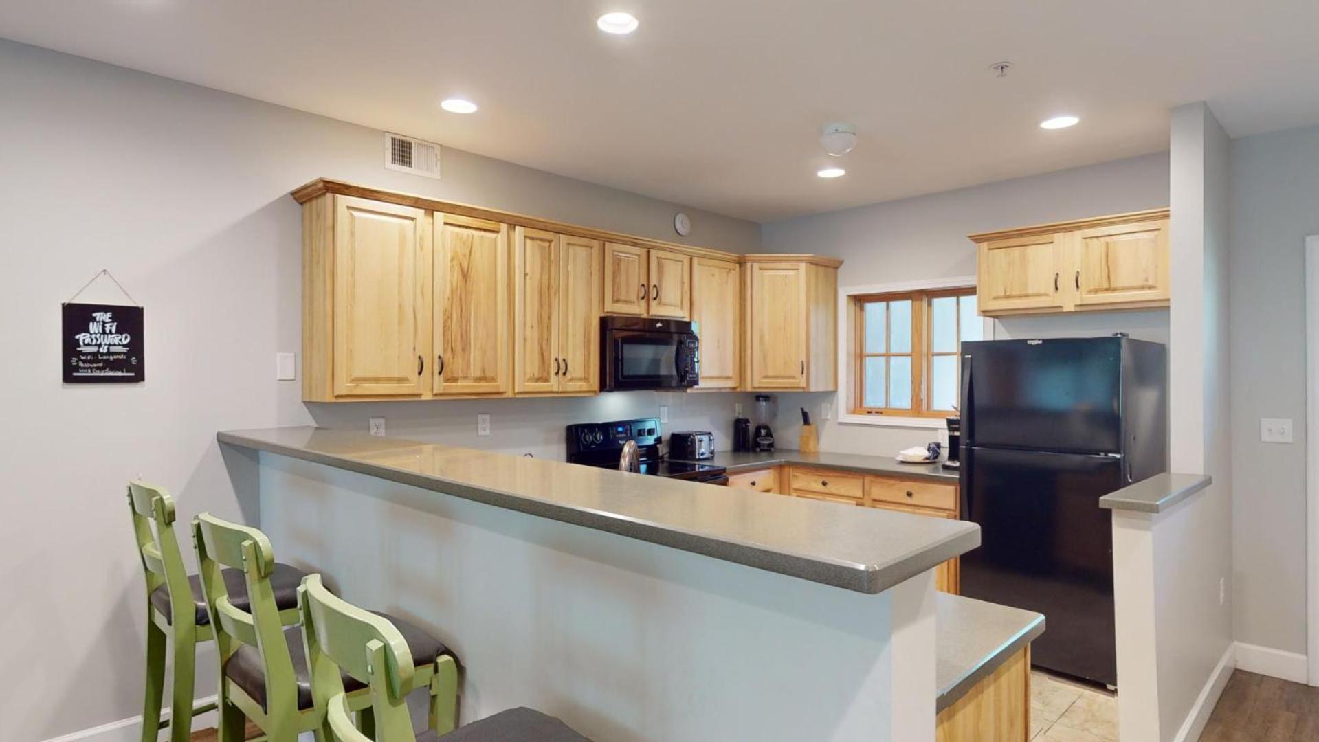 Viewpoint Condominiums photo 64