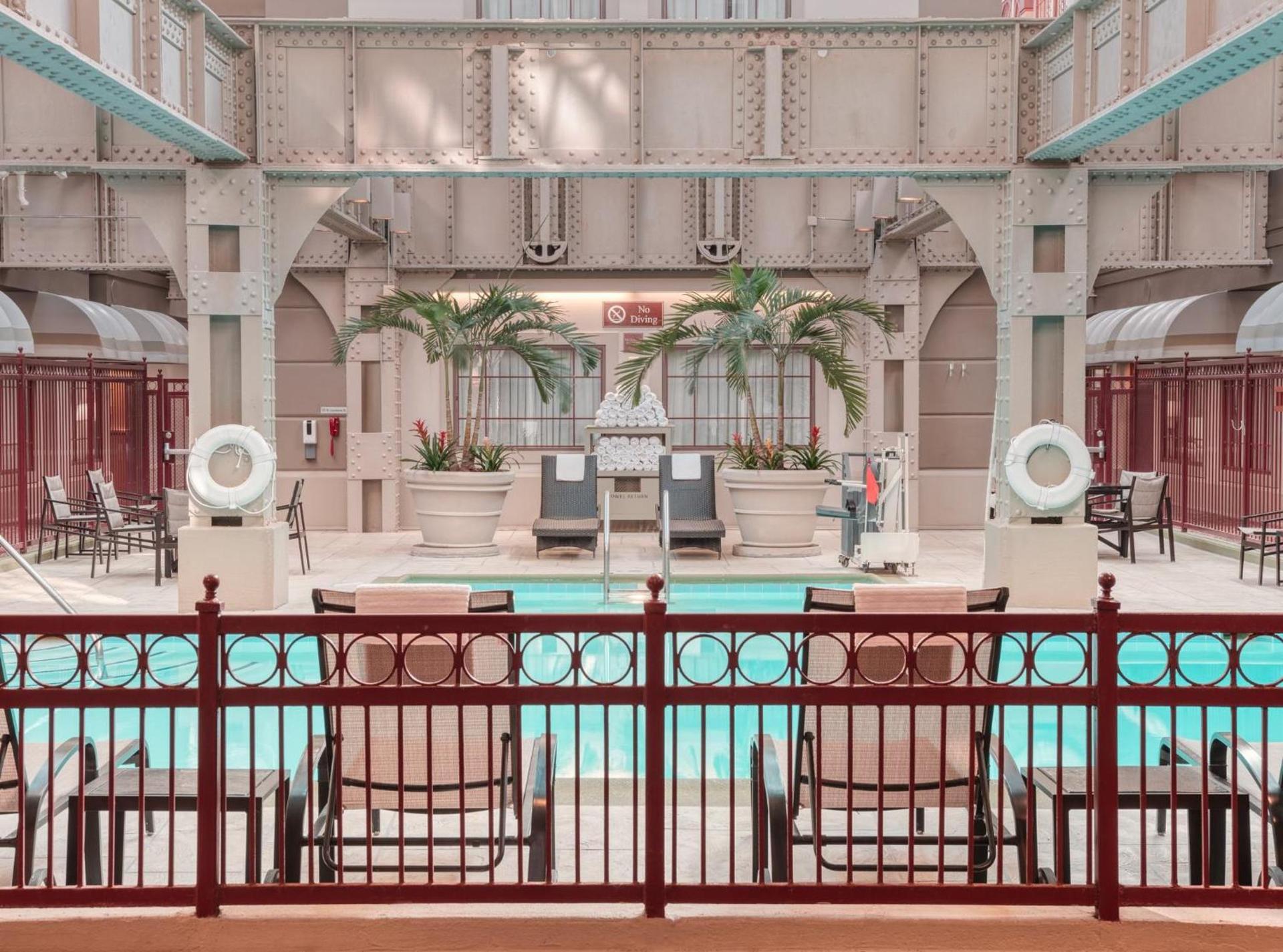 Crowne Plaza Indianapolis-Dwtn-Union Stn by IHG photo 43