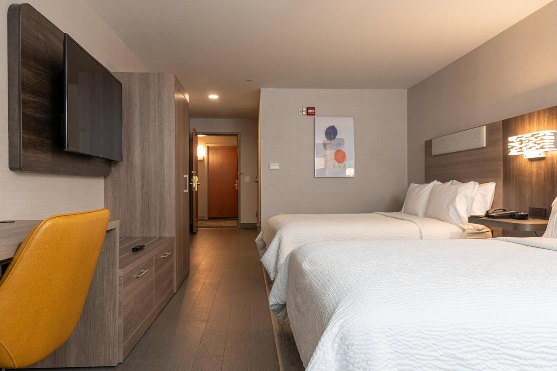Holiday Inn Express Hotel & Suites Hampton South-Seabrook by IHG photo 51