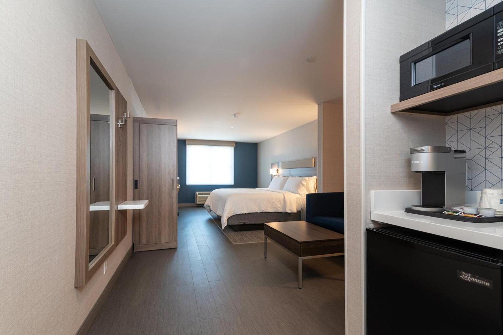 Holiday Inn Express Hotel & Suites Hampton South-Seabrook by IHG photo 47
