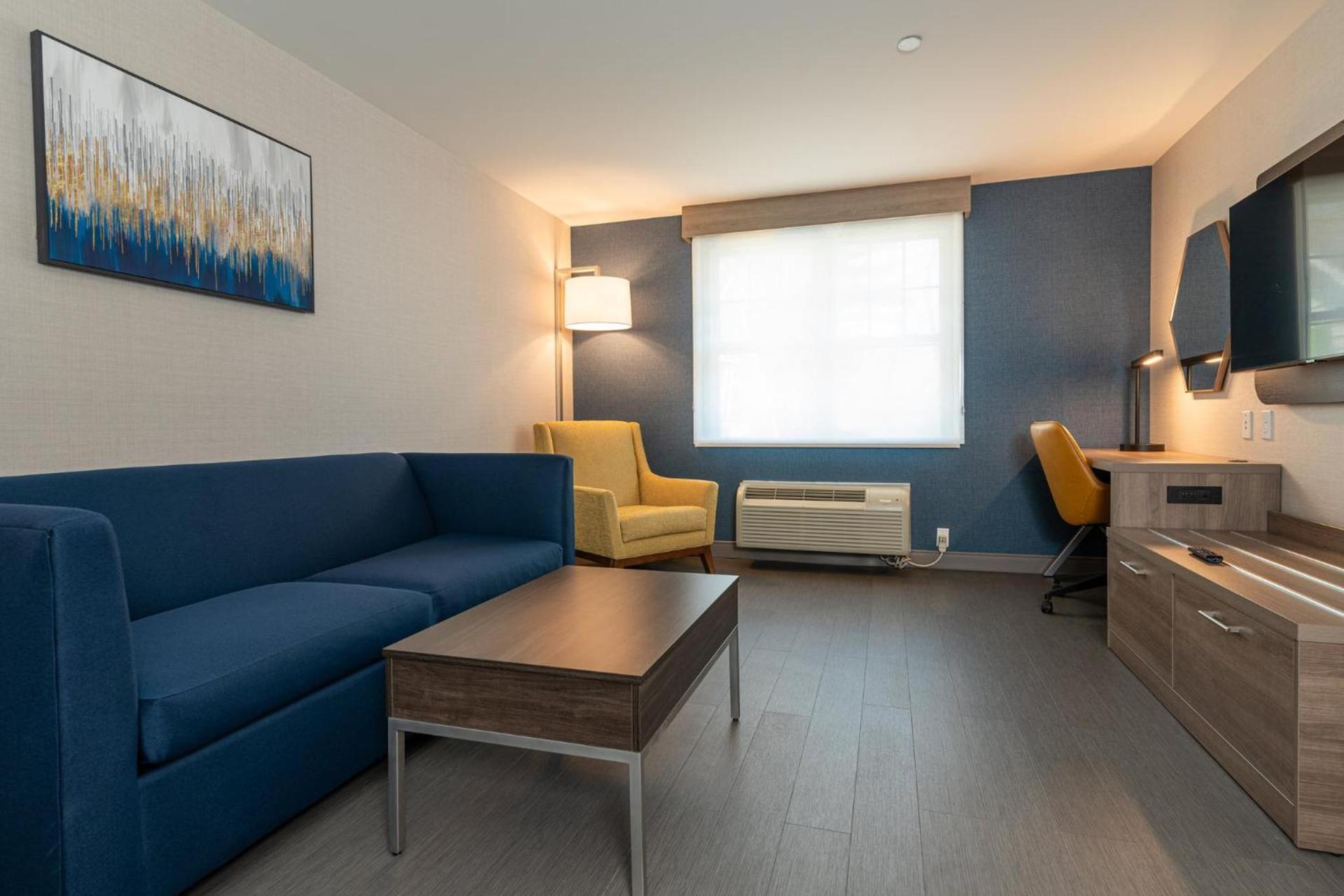 Holiday Inn Express Hotel & Suites Hampton South-Seabrook by IHG photo 57