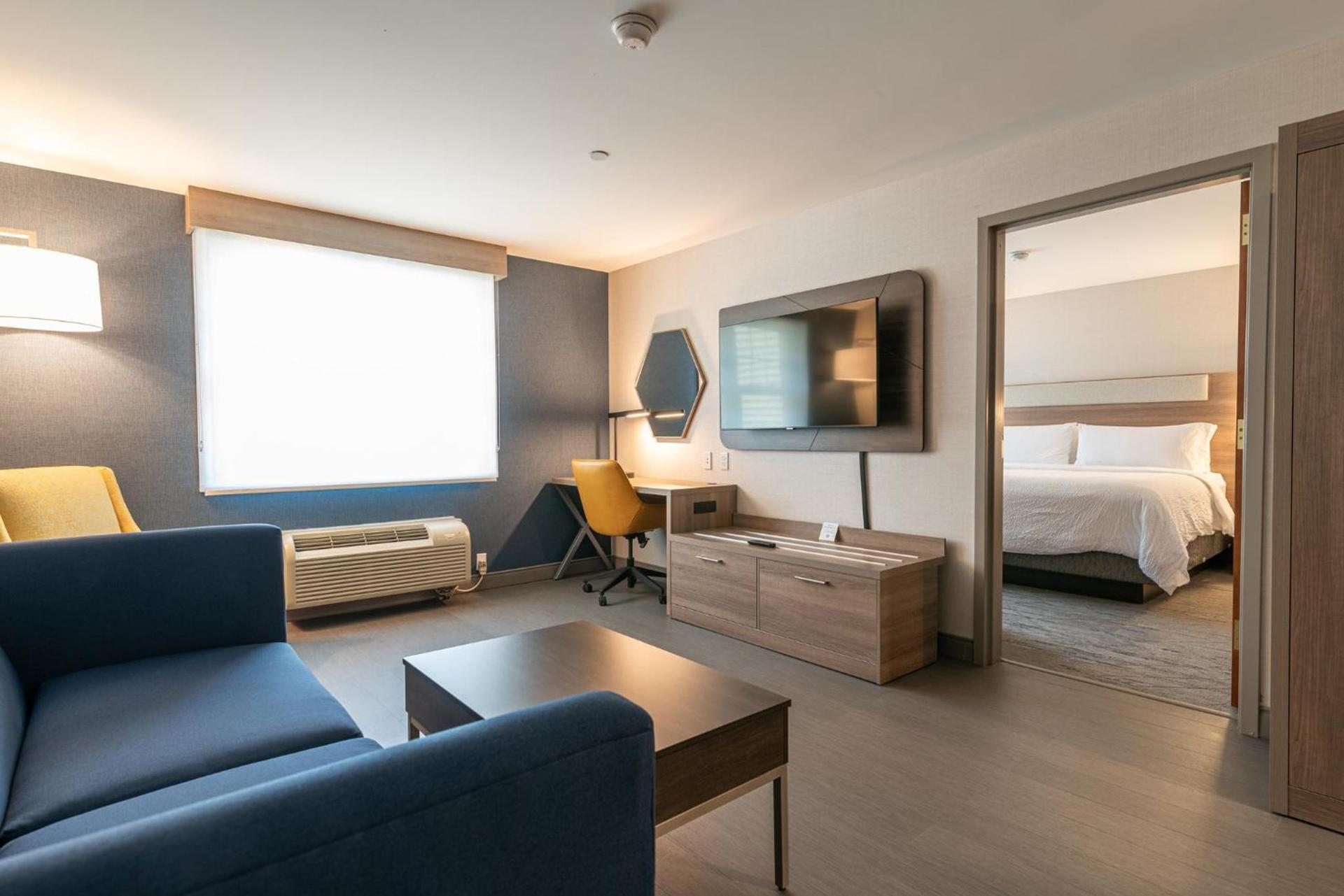Holiday Inn Express Hotel & Suites Hampton South-Seabrook by IHG photo 36