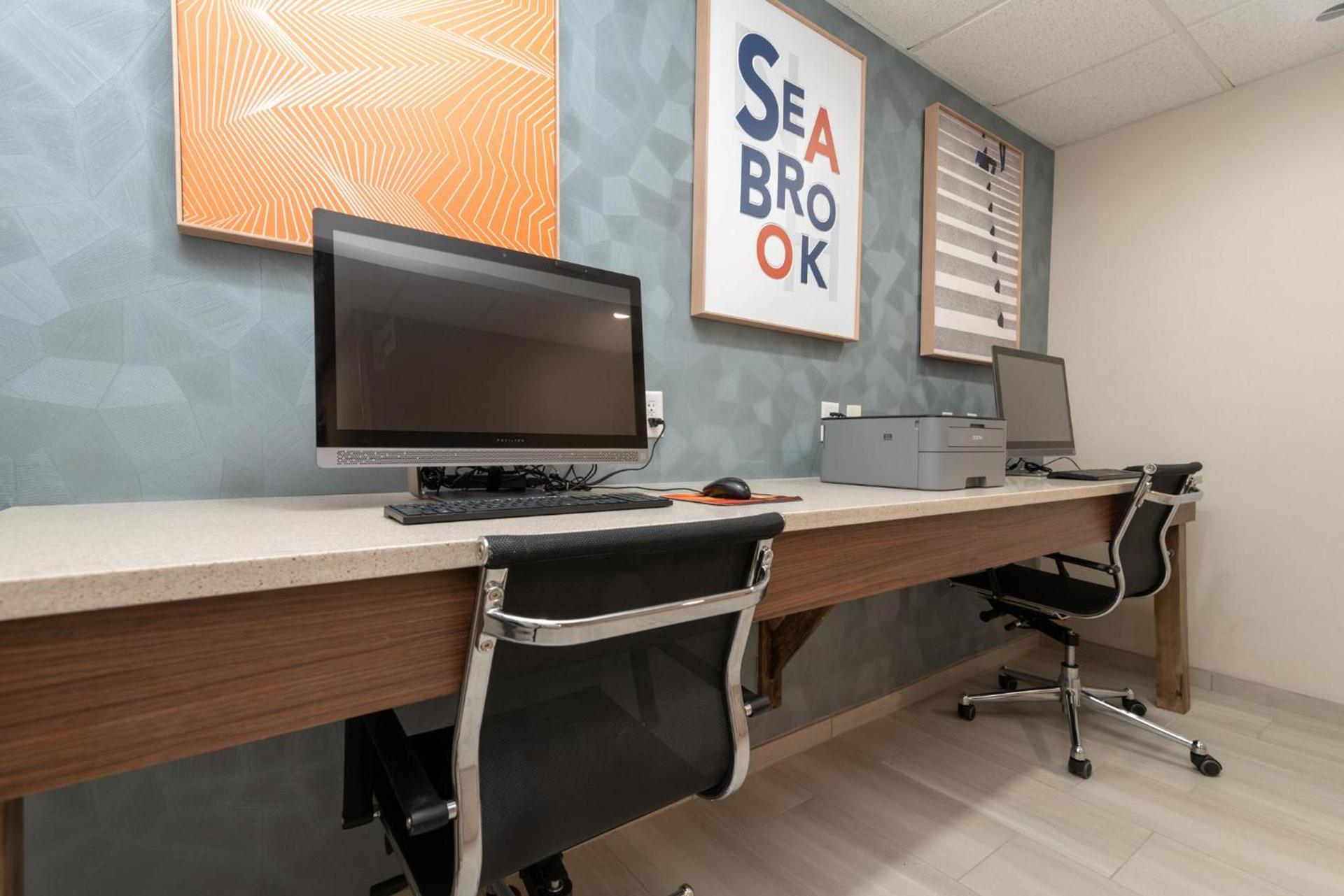 Holiday Inn Express Hotel & Suites Hampton South-Seabrook by IHG photo 72
