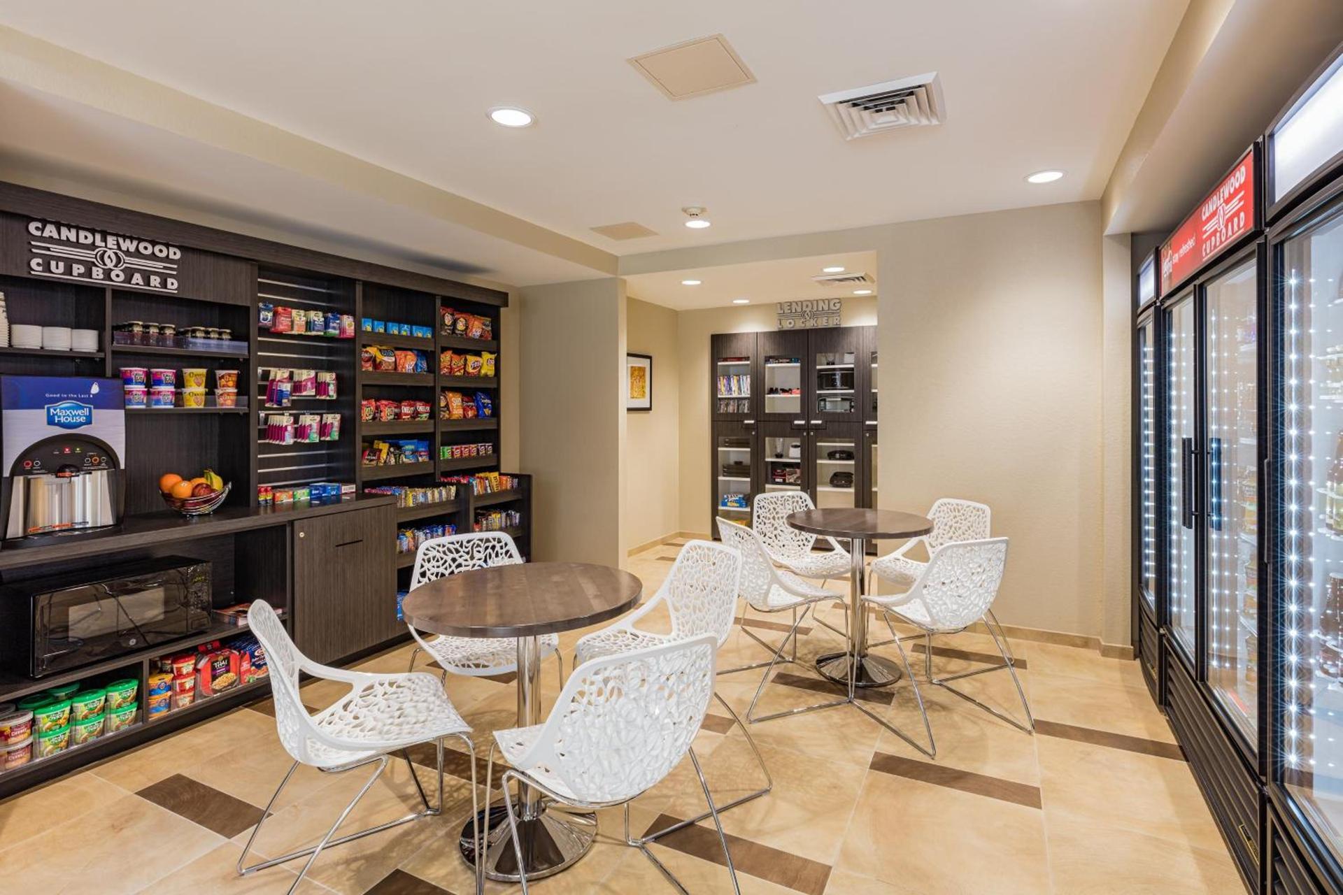 Candlewood Suites Anaheim - Resort Area by IHG photo 74