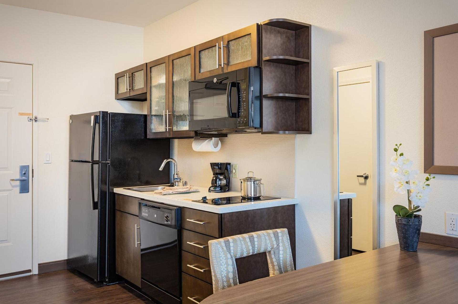 Candlewood Suites Anaheim - Resort Area by IHG photo 73