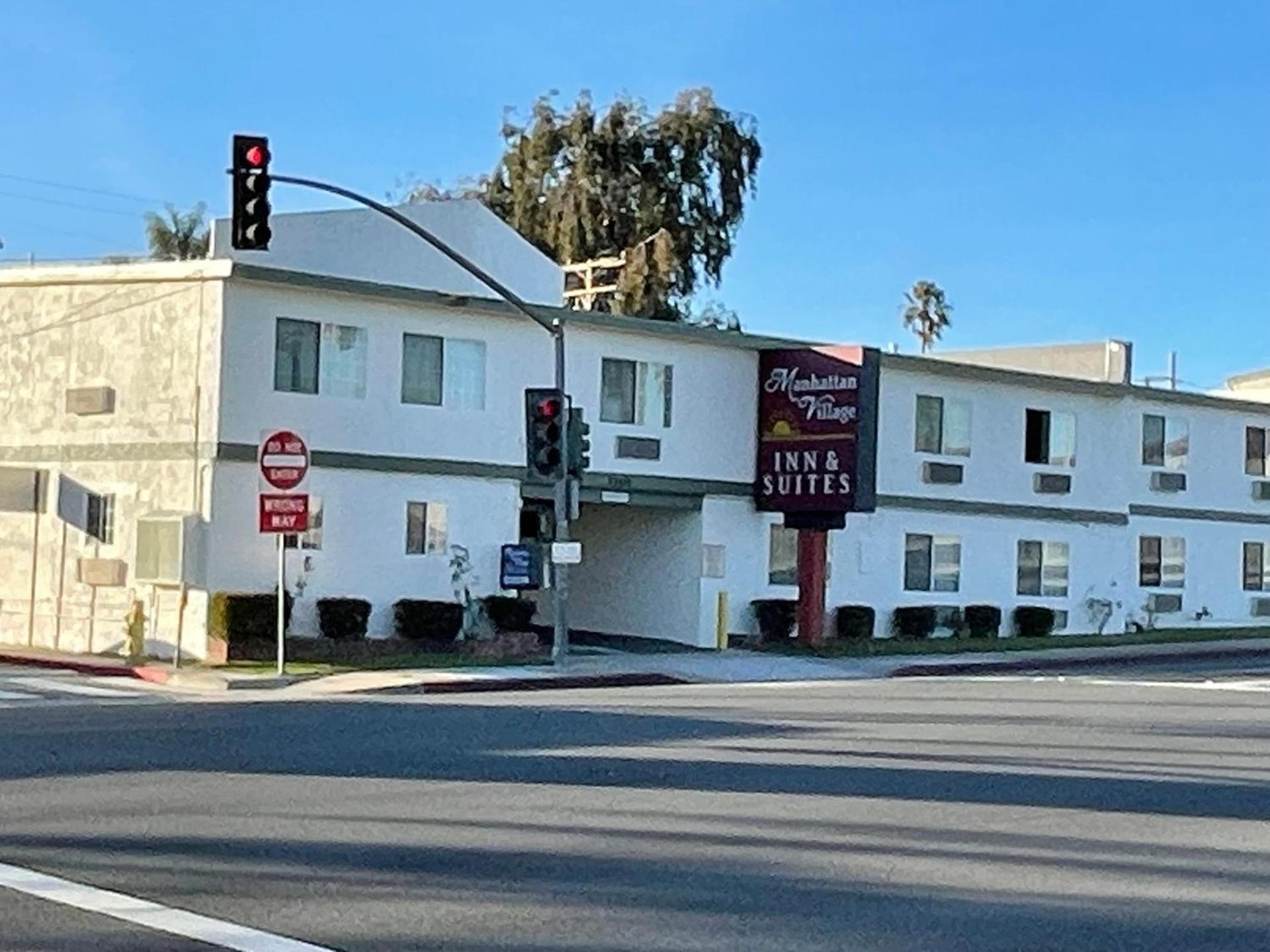 Manhattan Inn & Suites photo 33