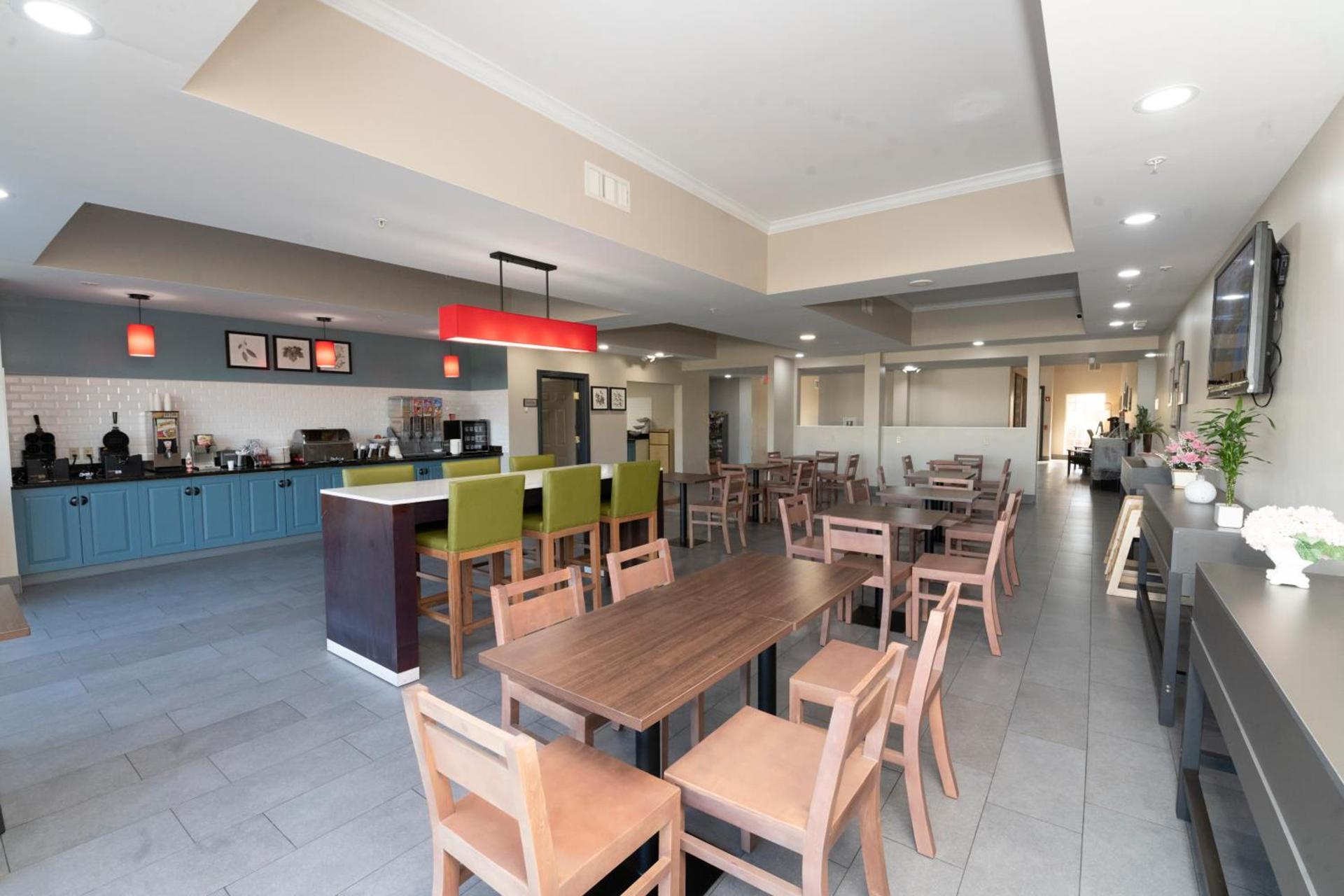 Country Inn & Suites by Radisson, Harrisburg - Hershey West, PA photo 79