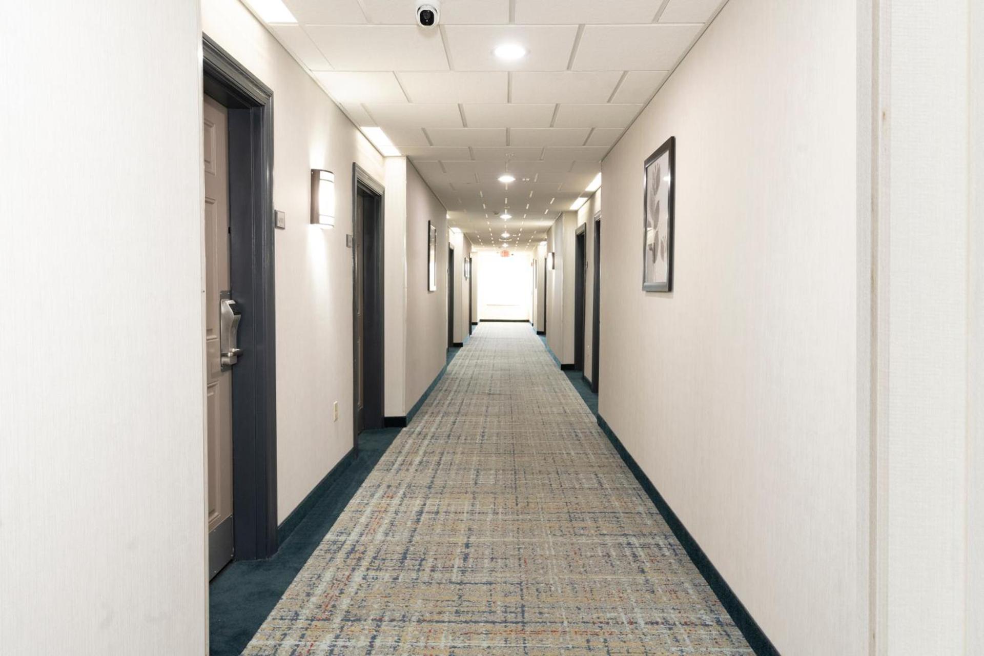 Country Inn & Suites by Radisson, Harrisburg - Hershey West, PA photo 84