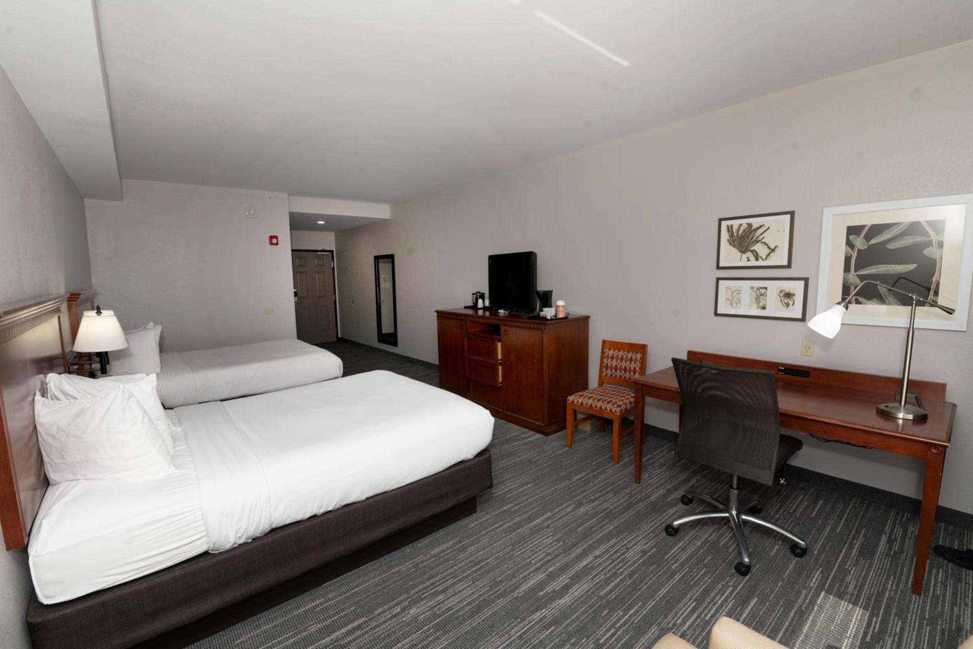 Country Inn & Suites by Radisson, Harrisburg - Hershey West, PA photo 99