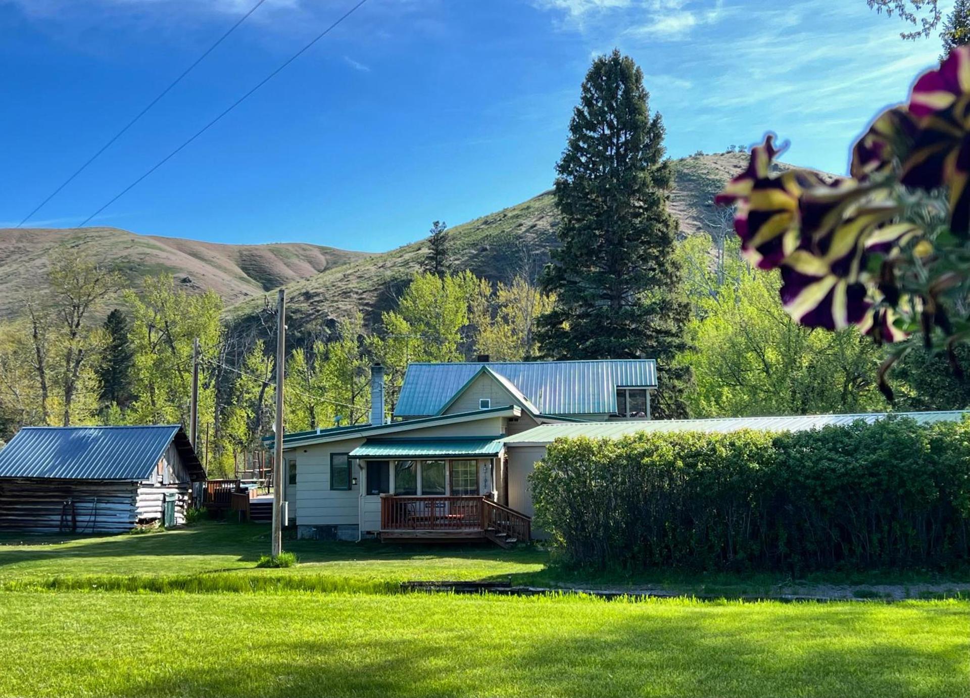 Hannon House photo 30