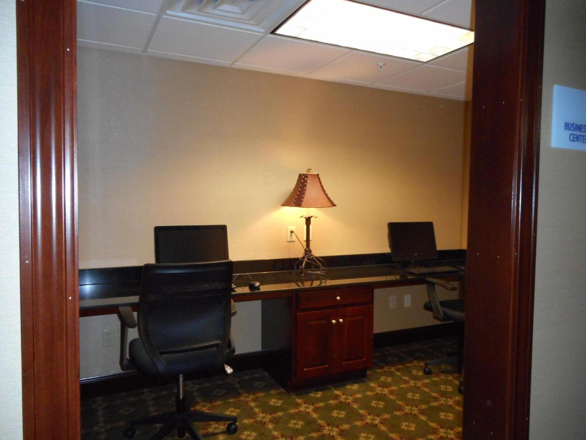 Holiday Inn Express Hocking Hills-Logan by IHG photo 8
