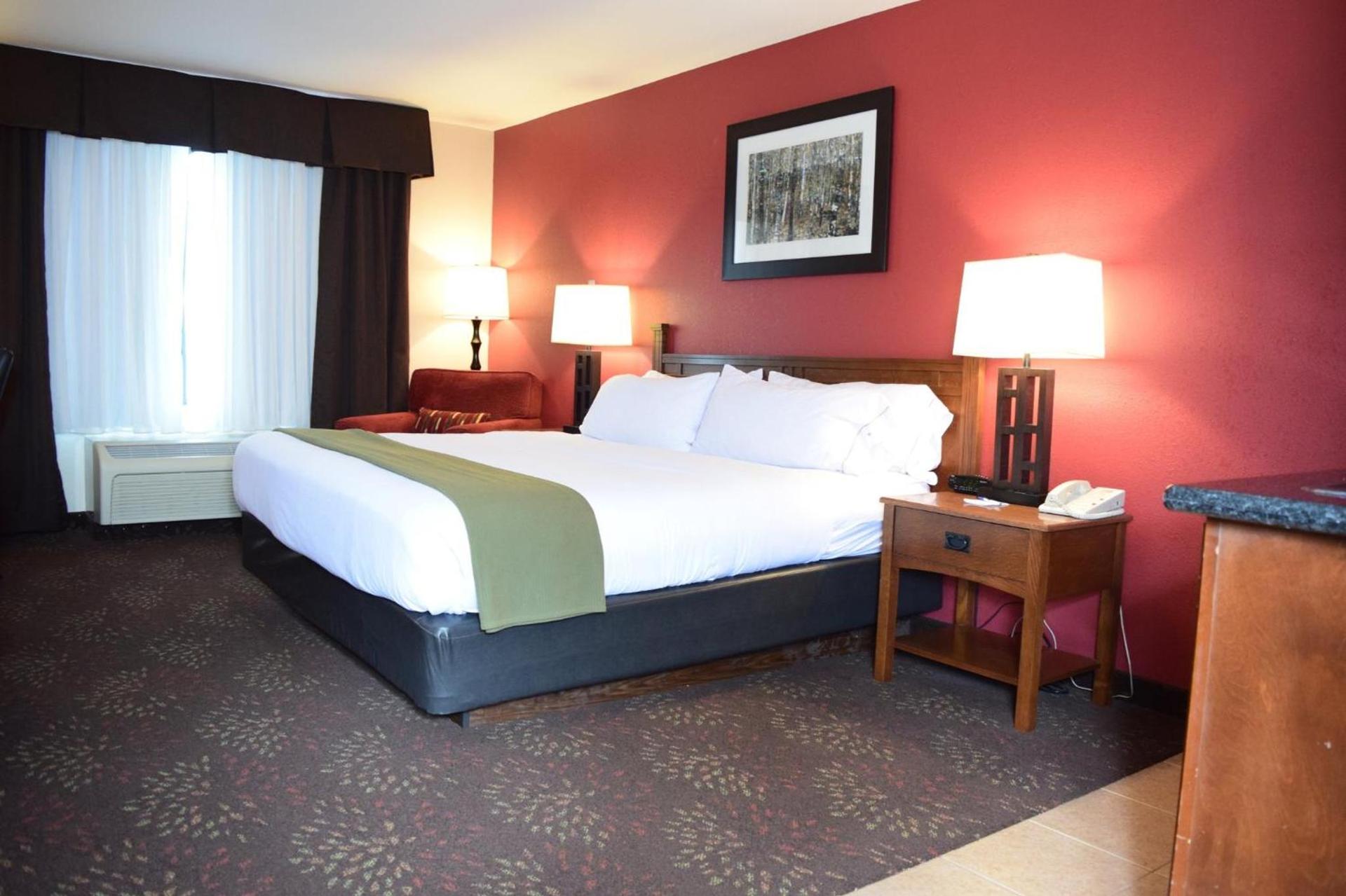 Holiday Inn Express Hocking Hills-Logan by IHG photo 21