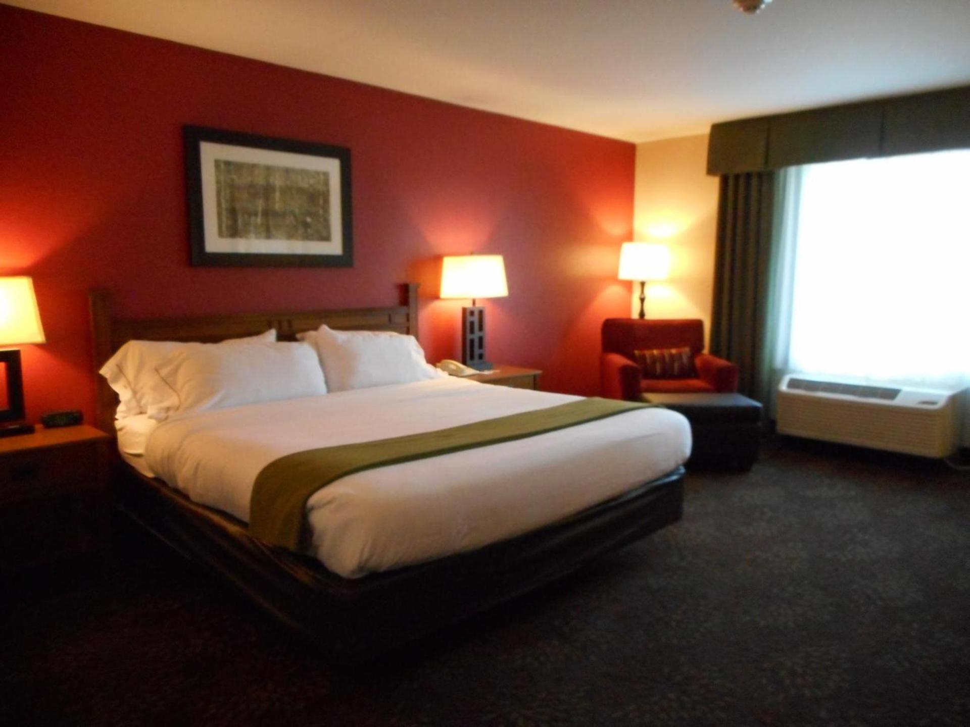 Holiday Inn Express Hocking Hills-Logan by IHG photo 18