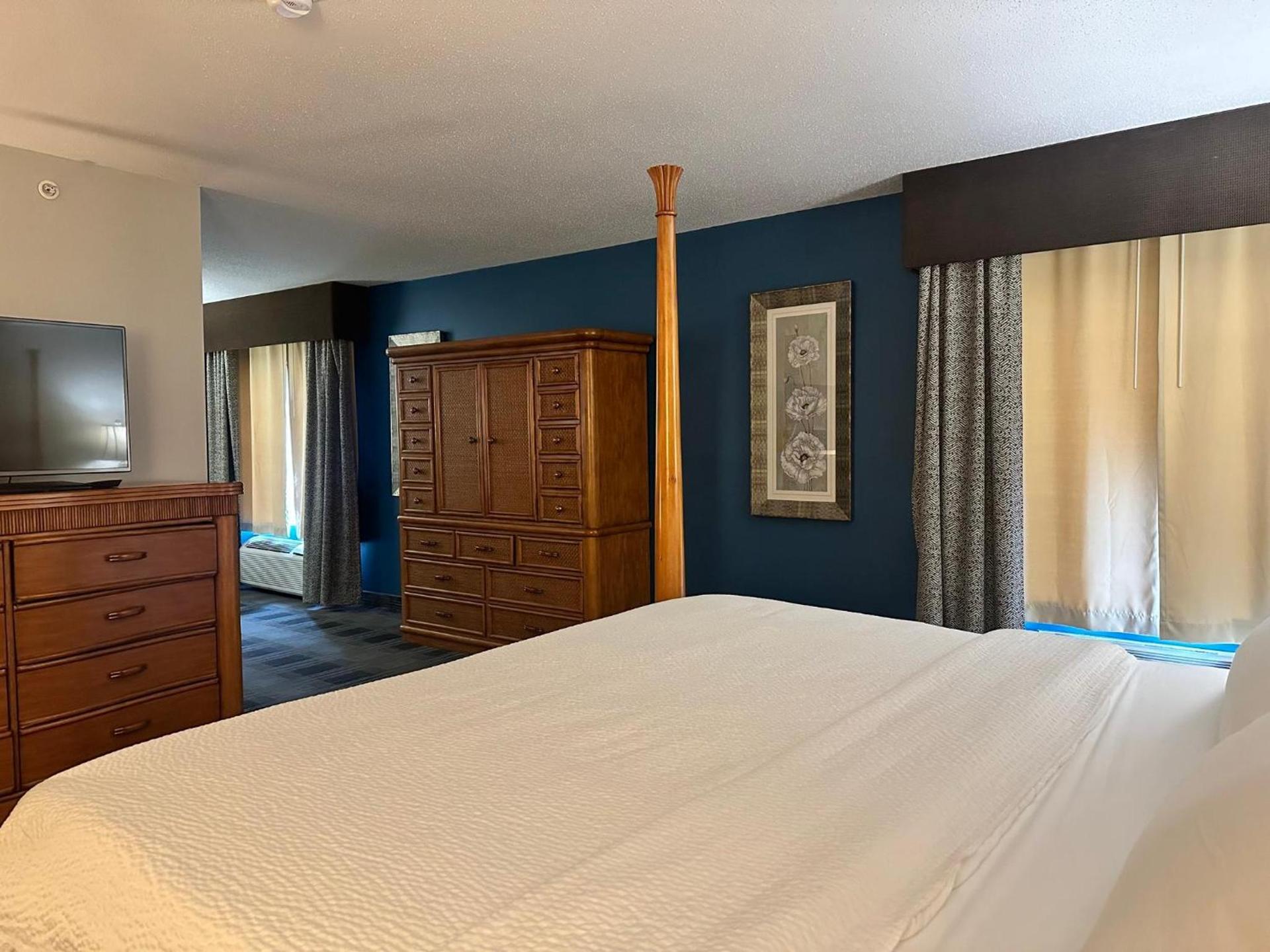 Holiday Inn Express & Suites Meriden by IHG photo 64