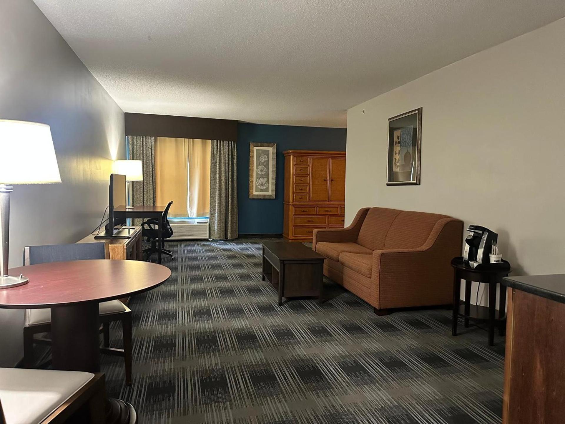 Holiday Inn Express & Suites Meriden by IHG photo 50