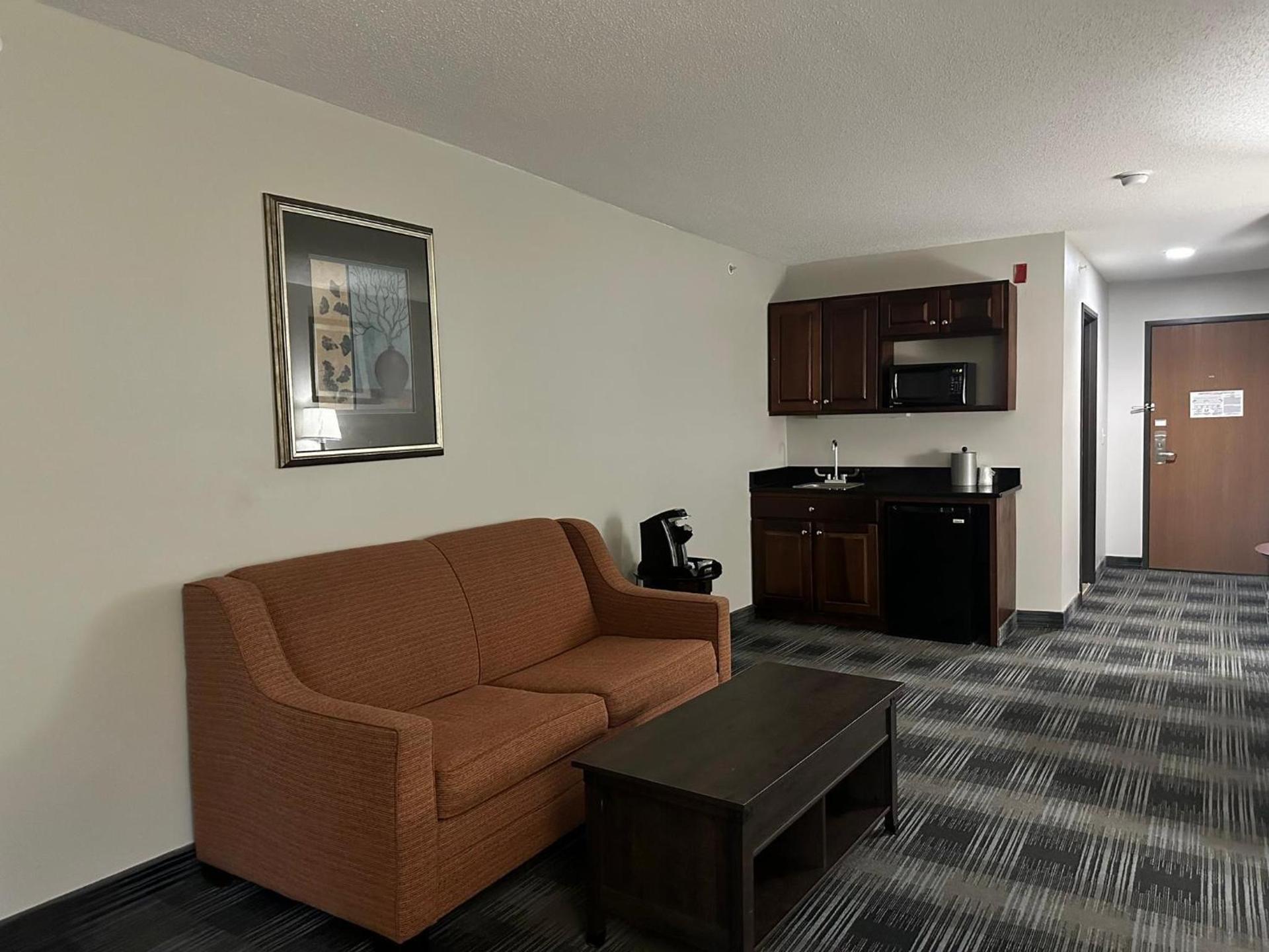 Holiday Inn Express & Suites Meriden by IHG photo 66