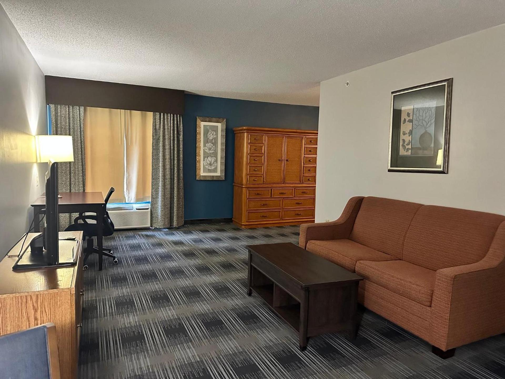 Holiday Inn Express & Suites Meriden by IHG photo 62