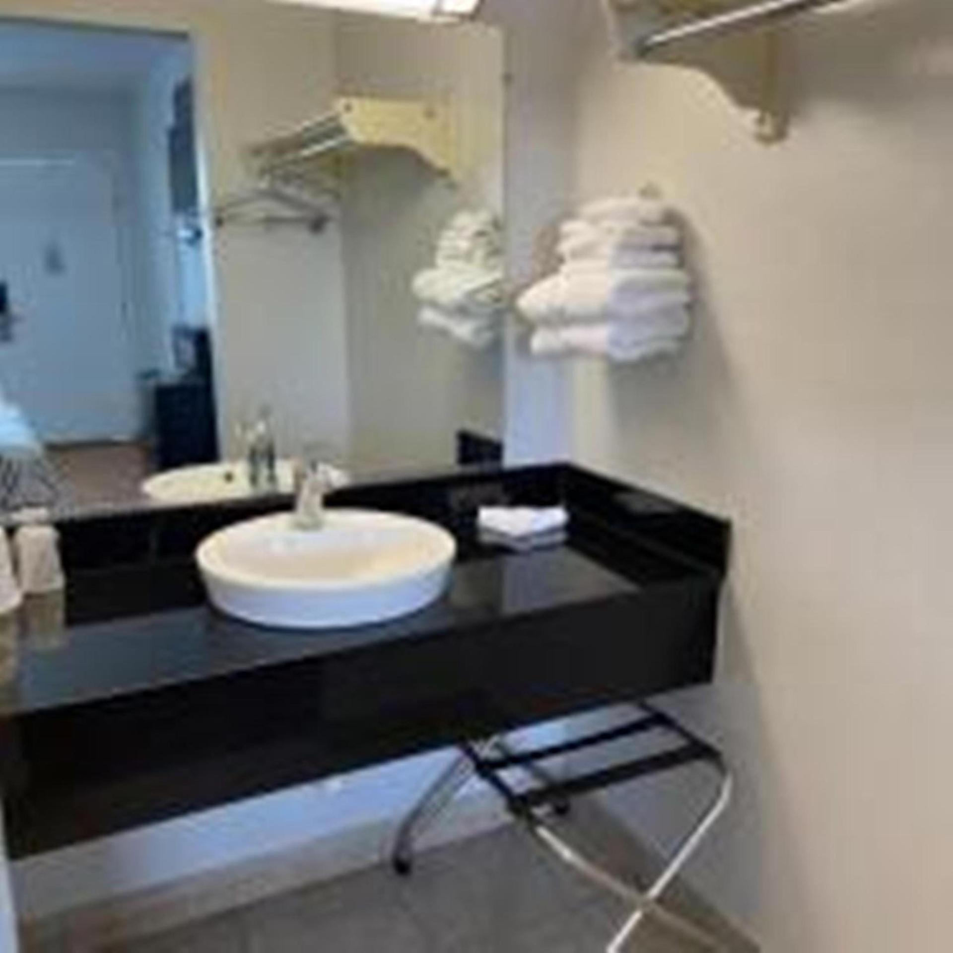 Motel 6-Van Horn, TX photo 11