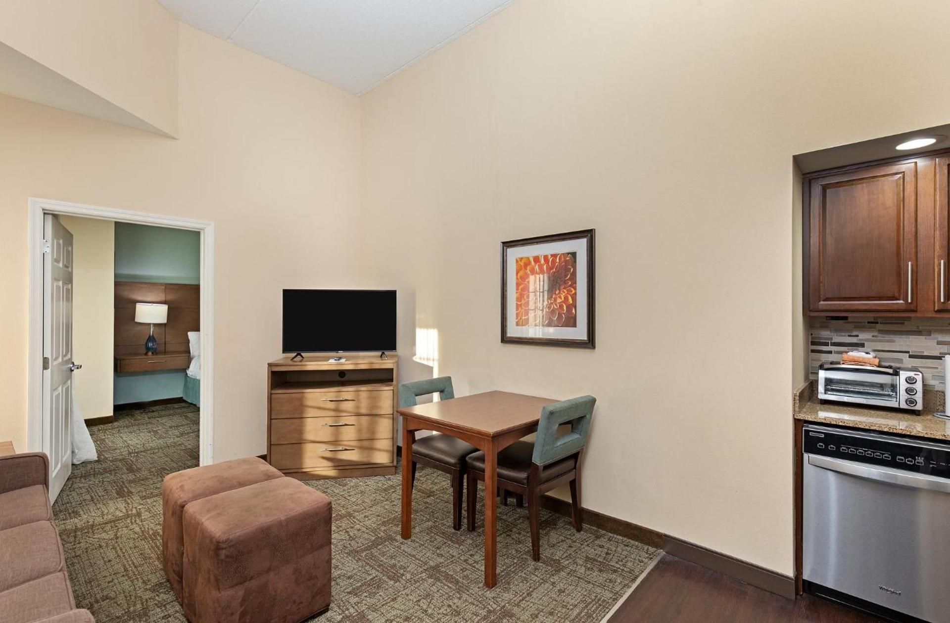 Staybridge Suites-Knoxville Oak Ridge by IHG photo 50