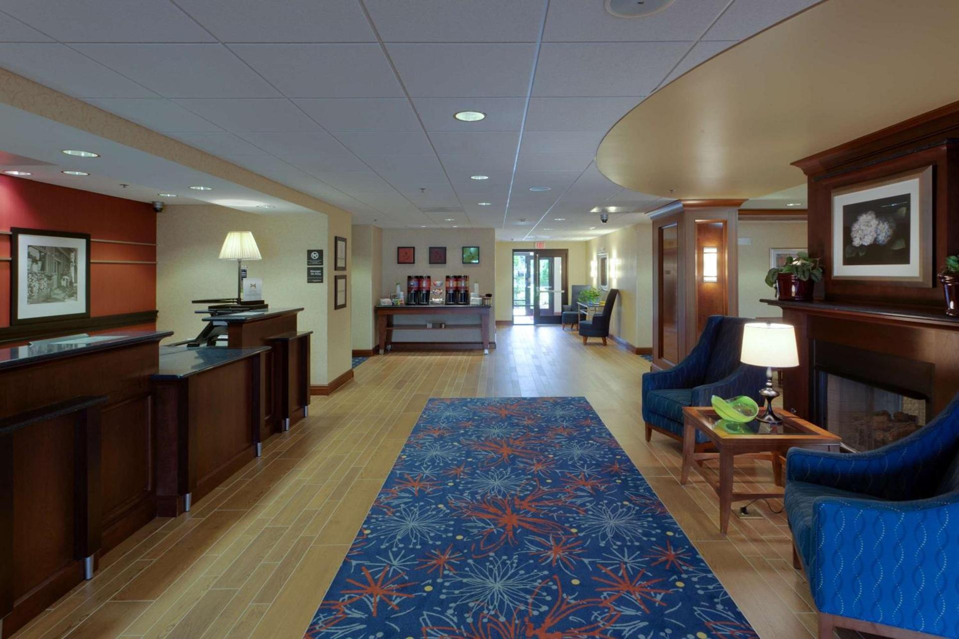 Hampton Inn Warrenton, Va photo 8