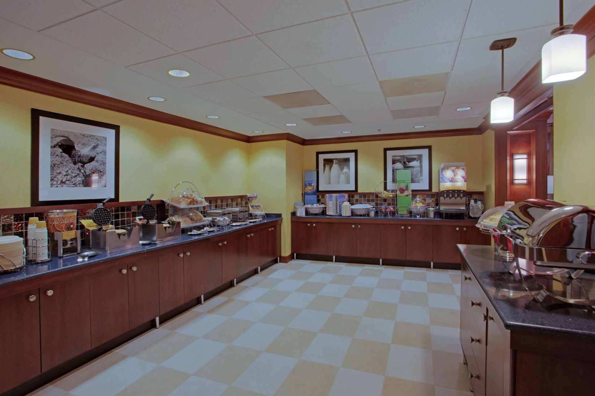 Hampton Inn Warrenton, Va photo 18