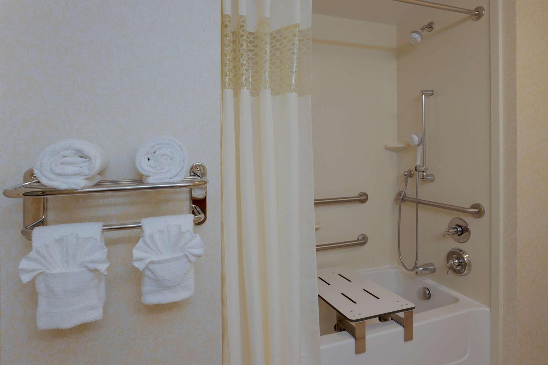 Hampton Inn Warrenton, Va photo 26