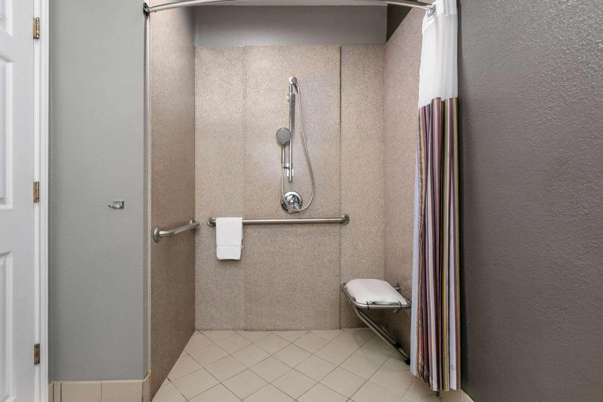 La Quinta by Wyndham Belton - Temple South photo 5