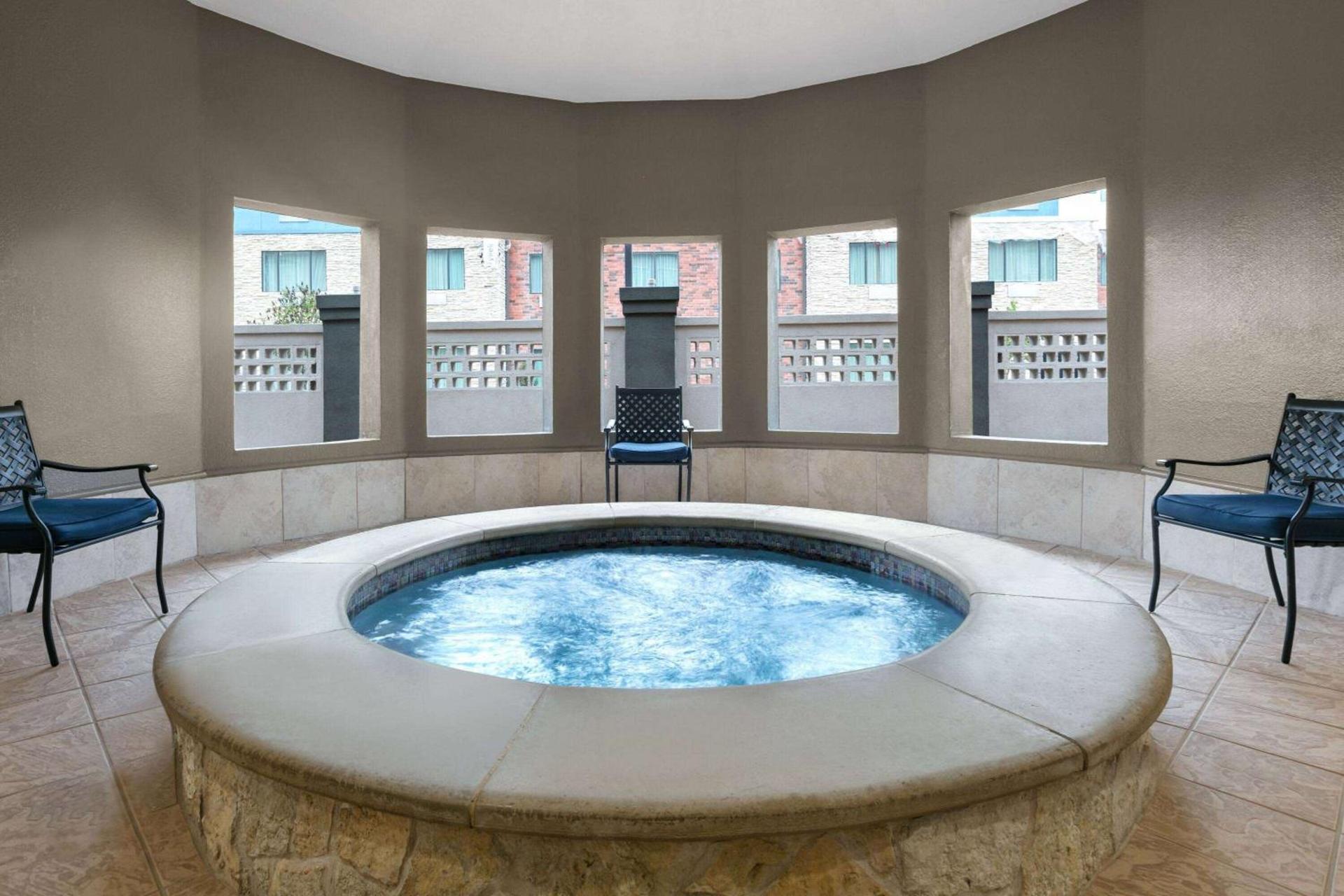 La Quinta by Wyndham Belton - Temple South photo 32