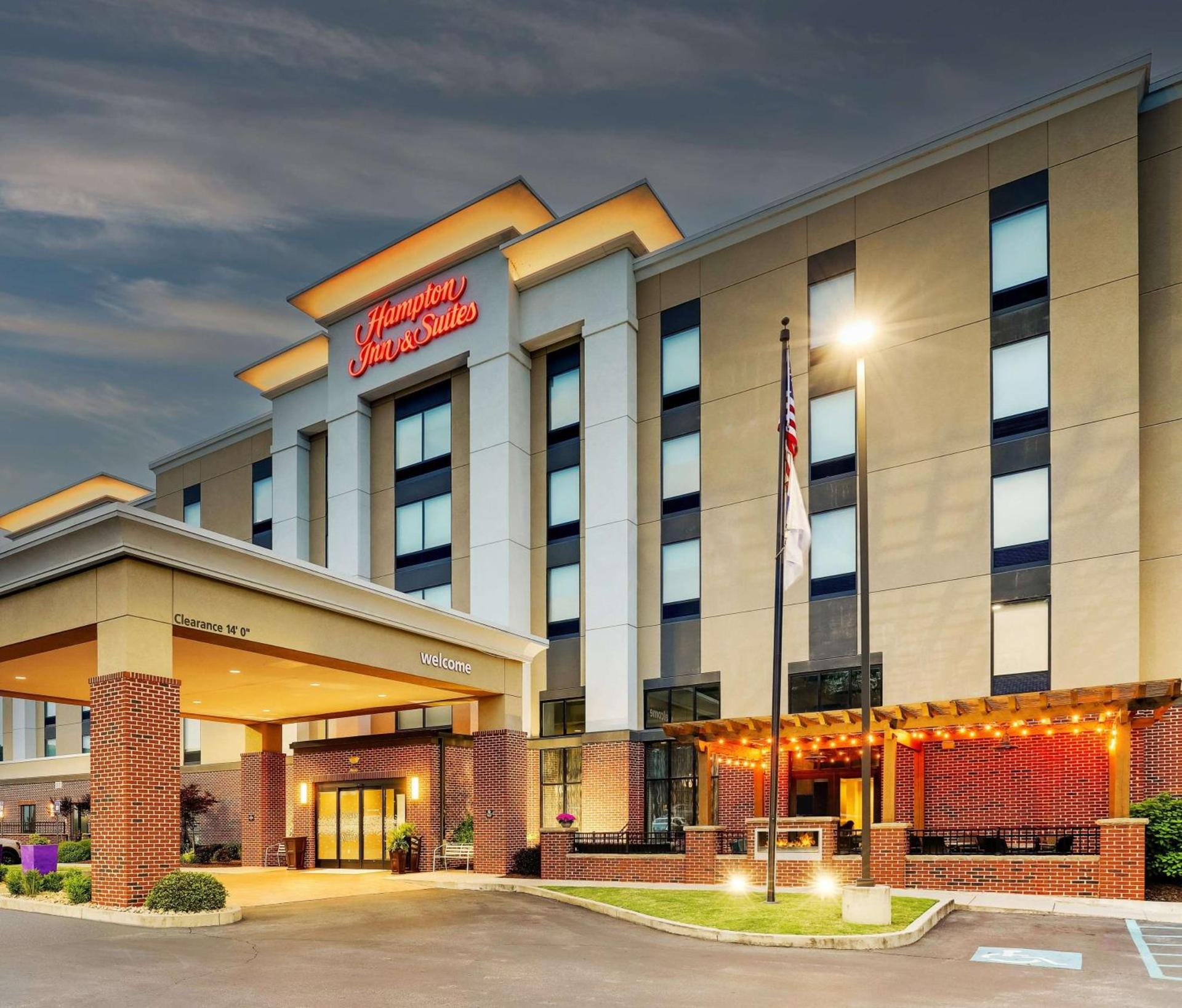 Hampton Inn and Suites Rome, GA photo 3
