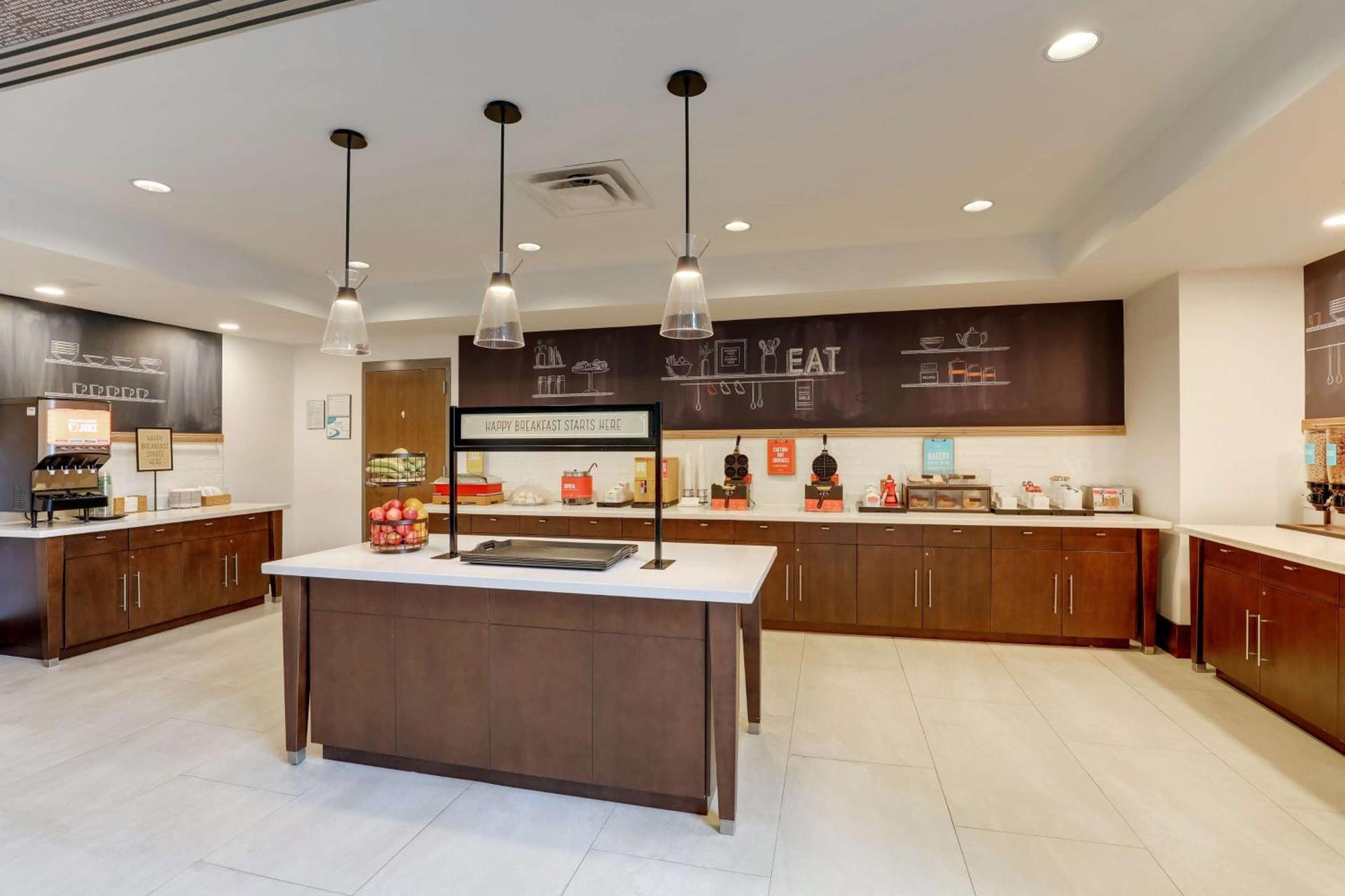 Hampton Inn and Suites Rome, GA photo 27