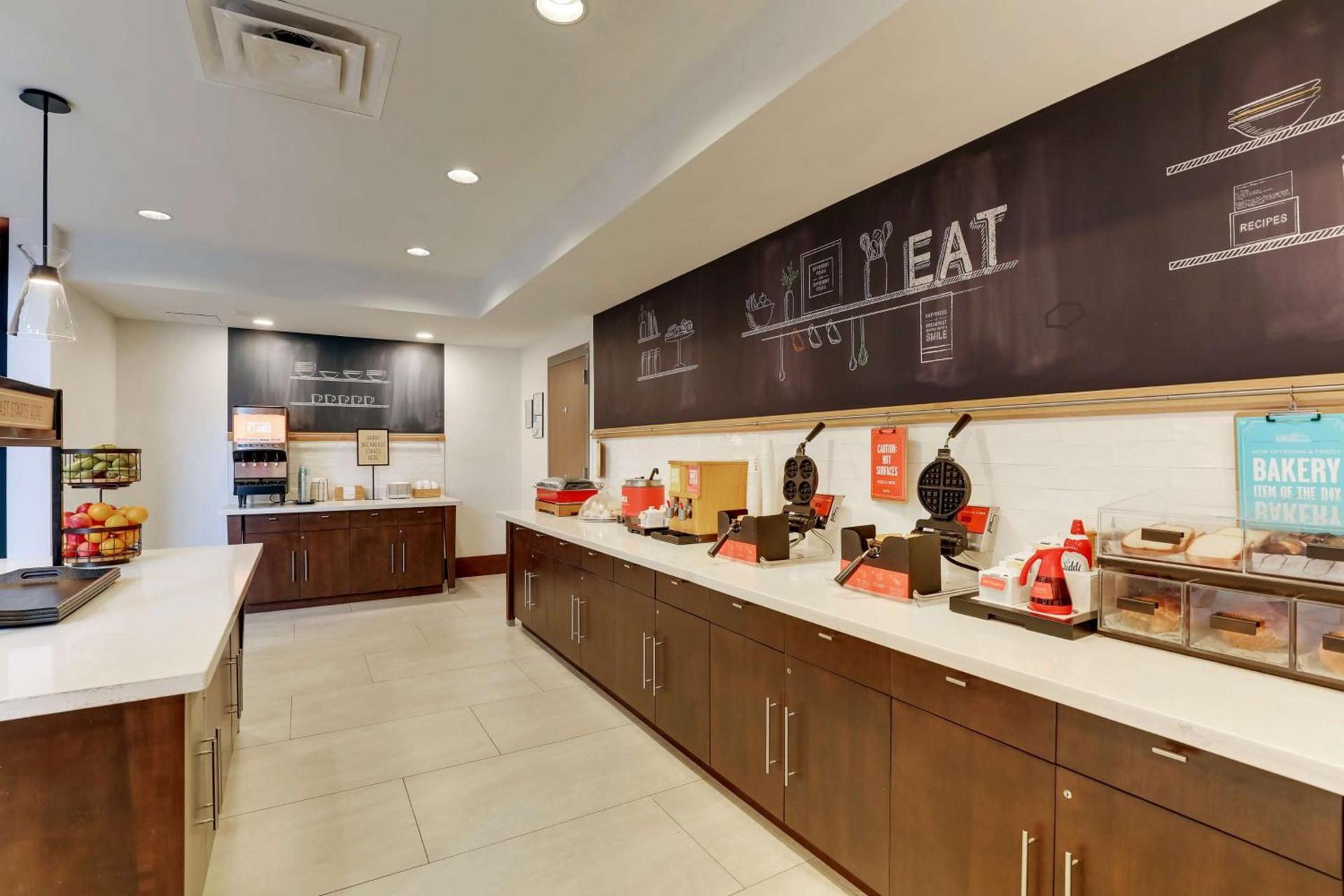 Hampton Inn and Suites Rome, GA photo 29