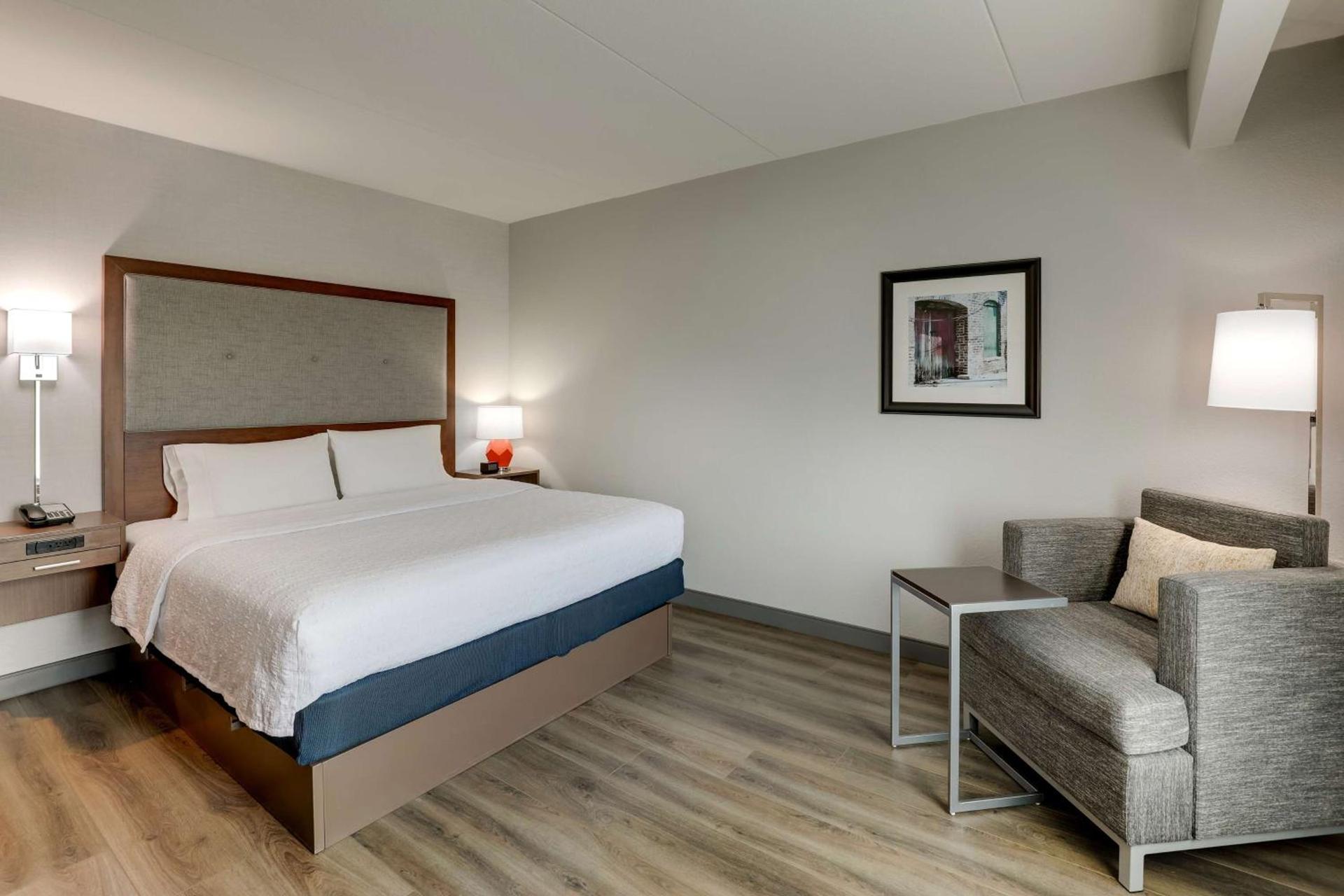 Hampton Inn and Suites Rome, GA photo 32