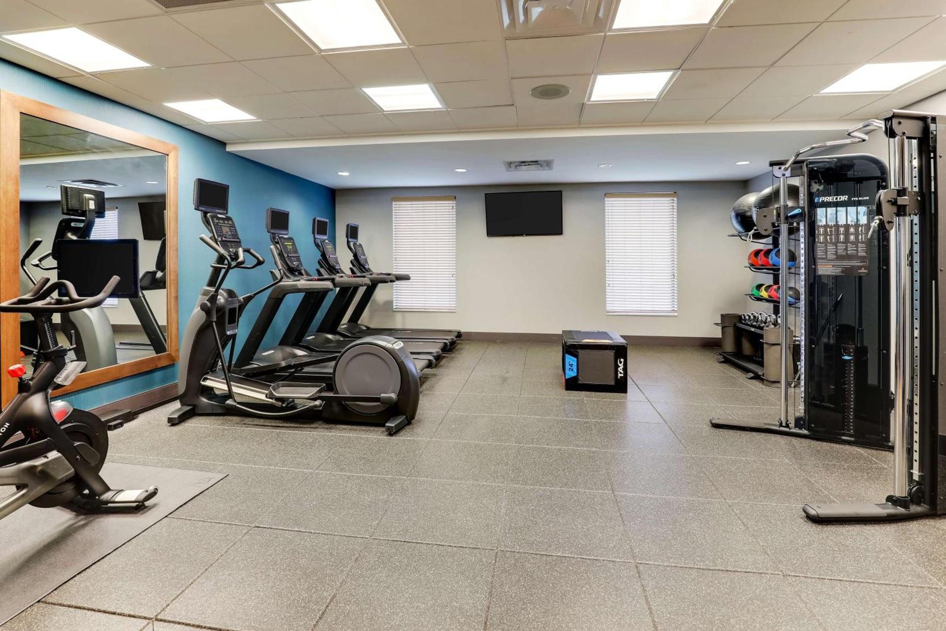 Hampton Inn and Suites Rome, GA photo 31