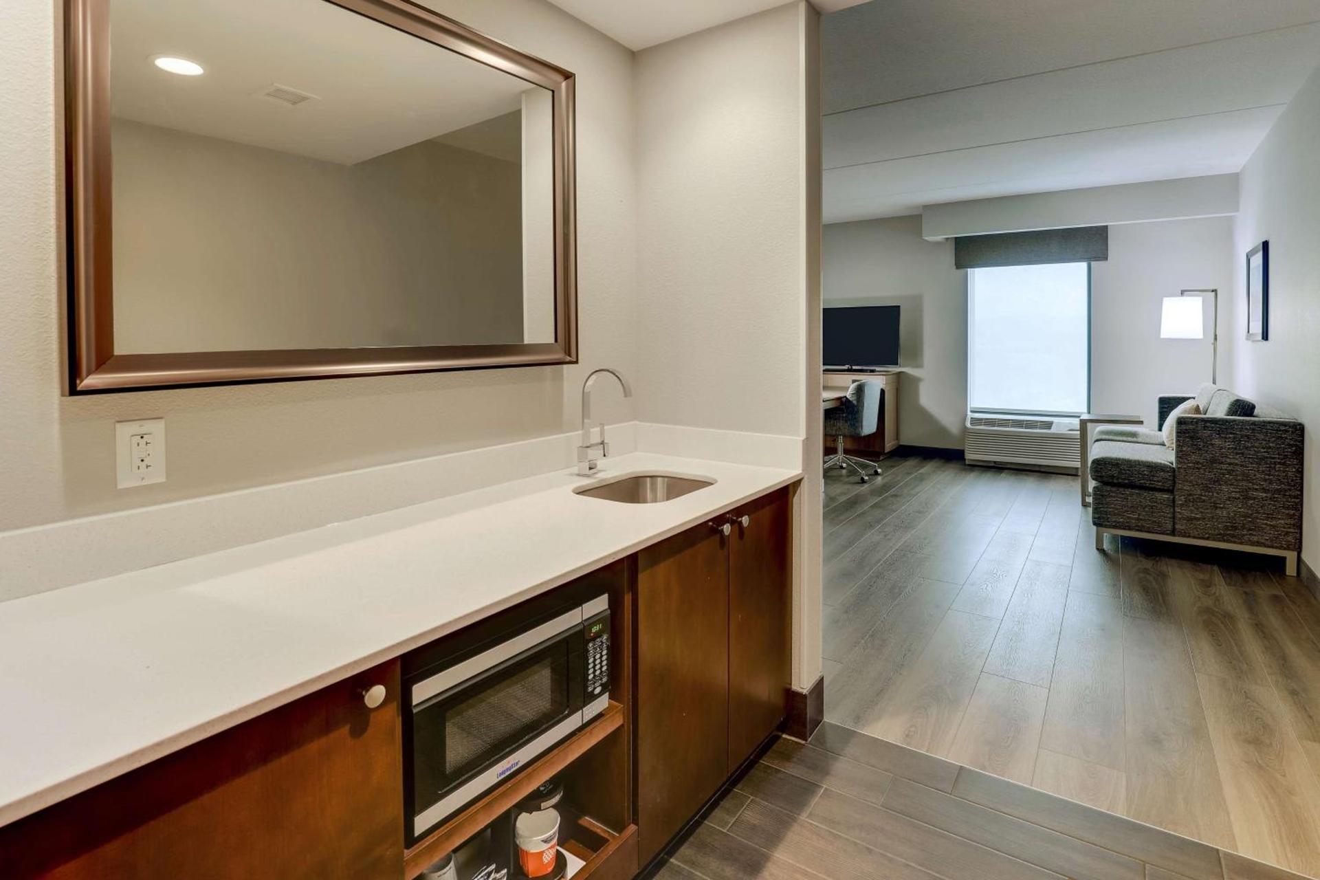 Hampton Inn and Suites Rome, GA photo 35