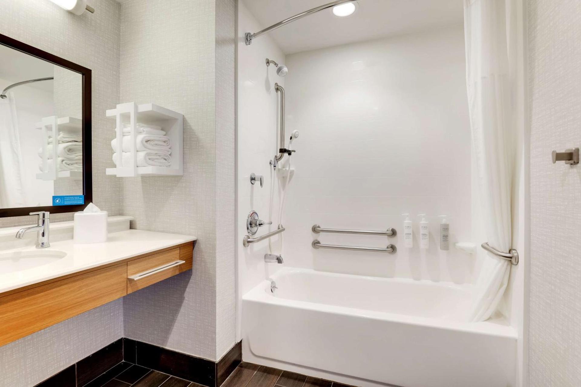 Hampton Inn and Suites Rome, GA photo 44