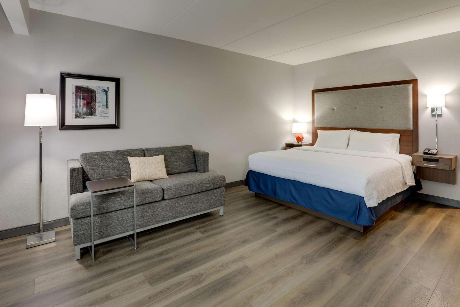 Hampton Inn and Suites Rome, GA photo 53